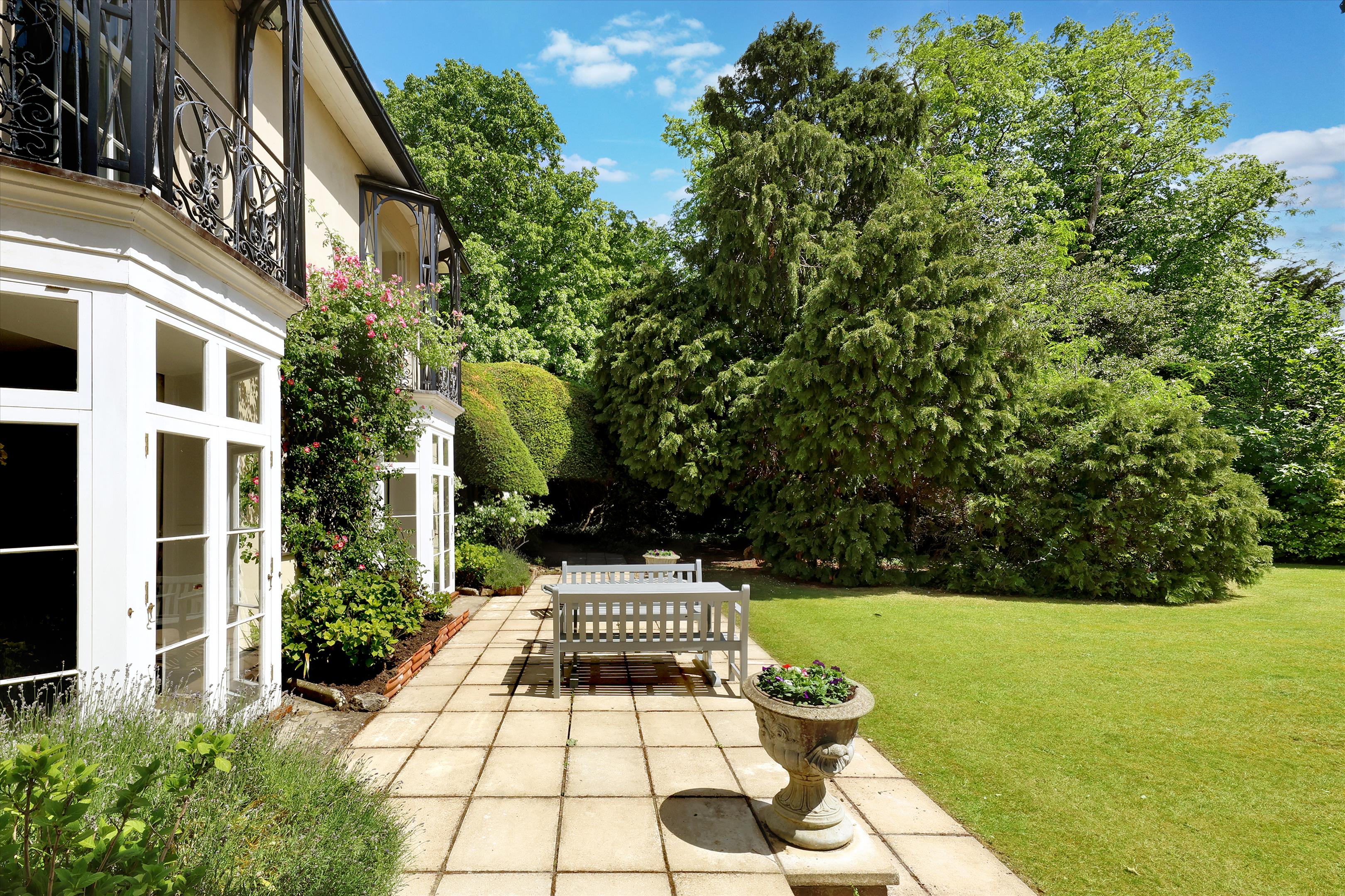Haddenham, Thame, Buckinghamshire, HP17