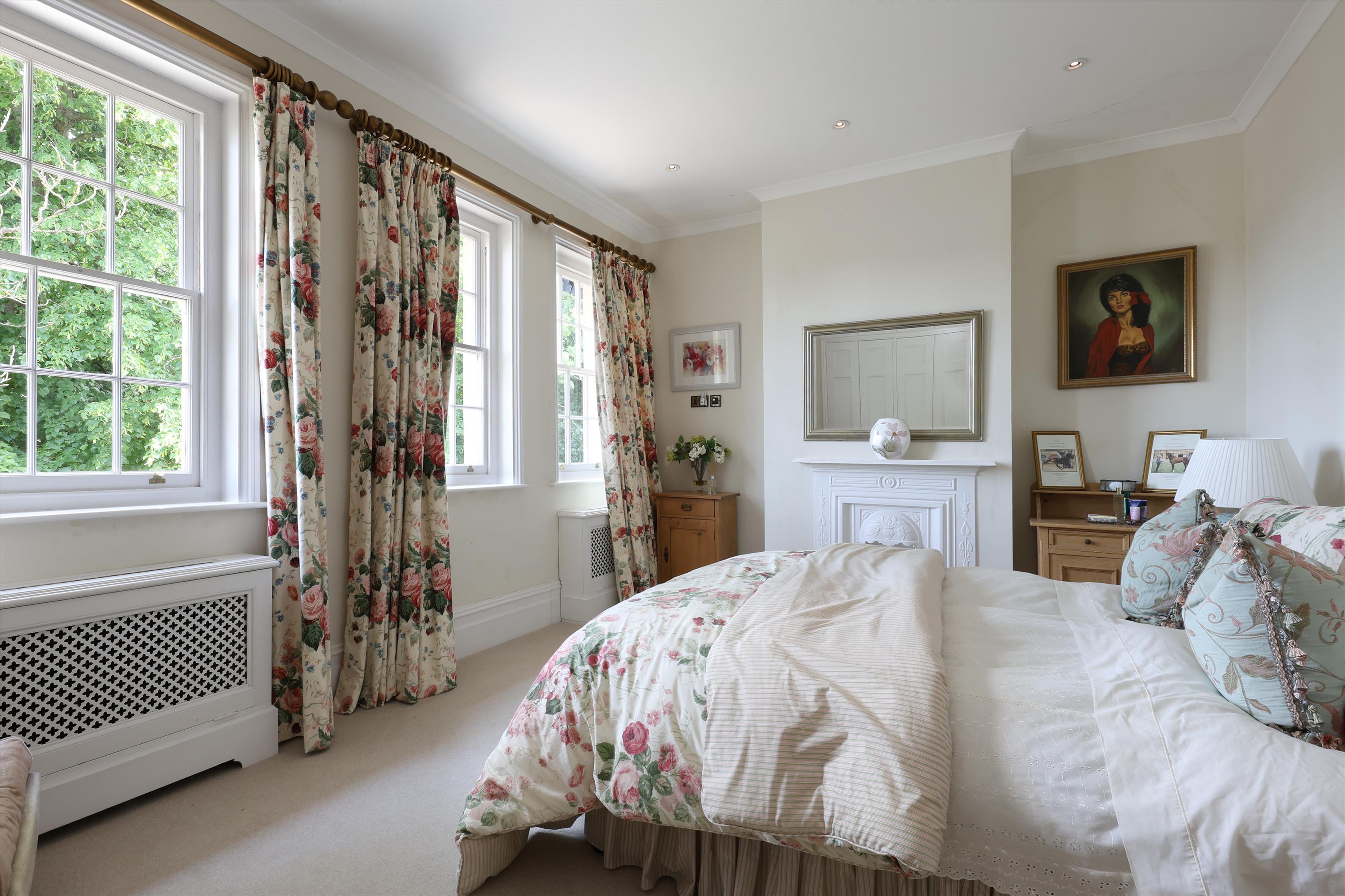 Haddenham, Thame, Buckinghamshire, HP17