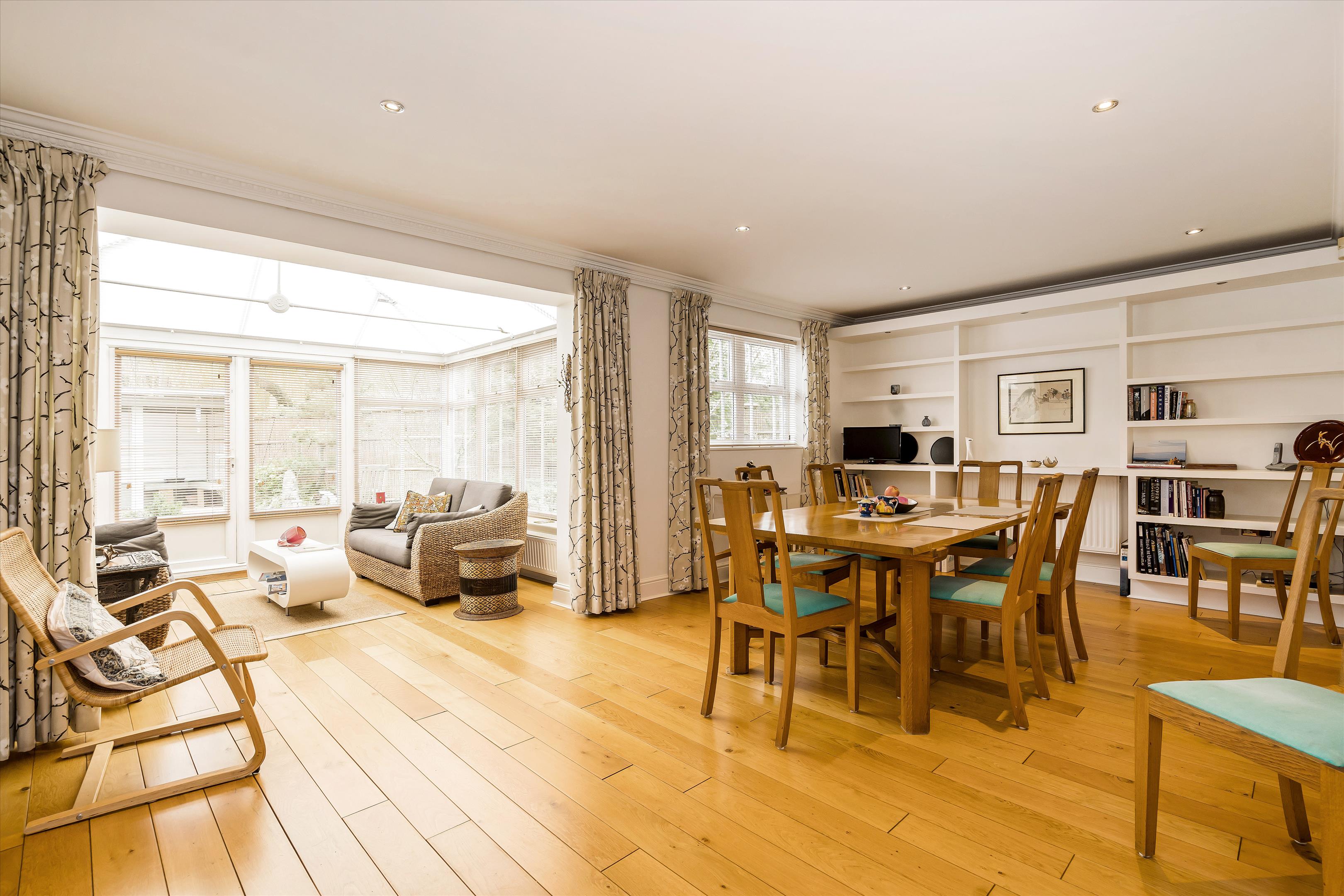 Burgess Mead, Oxford, Oxfordshire, OX2