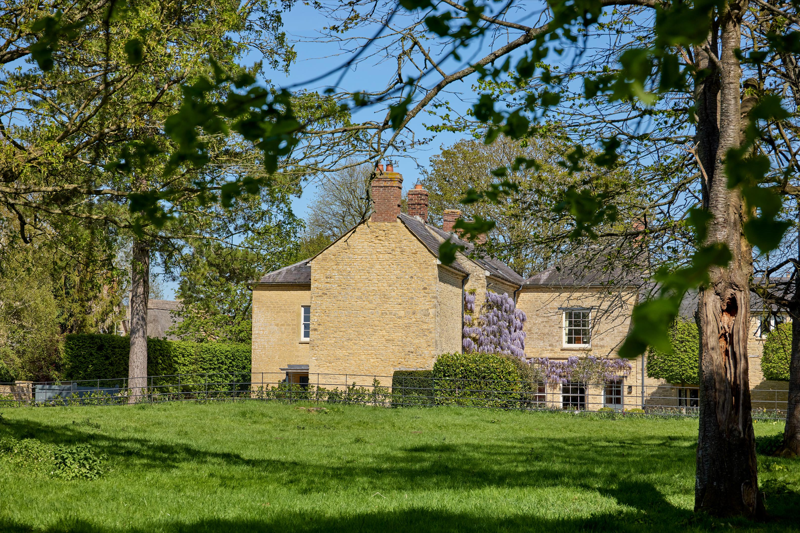Court Farm House, Fritwell, Oxfordshire, OX27