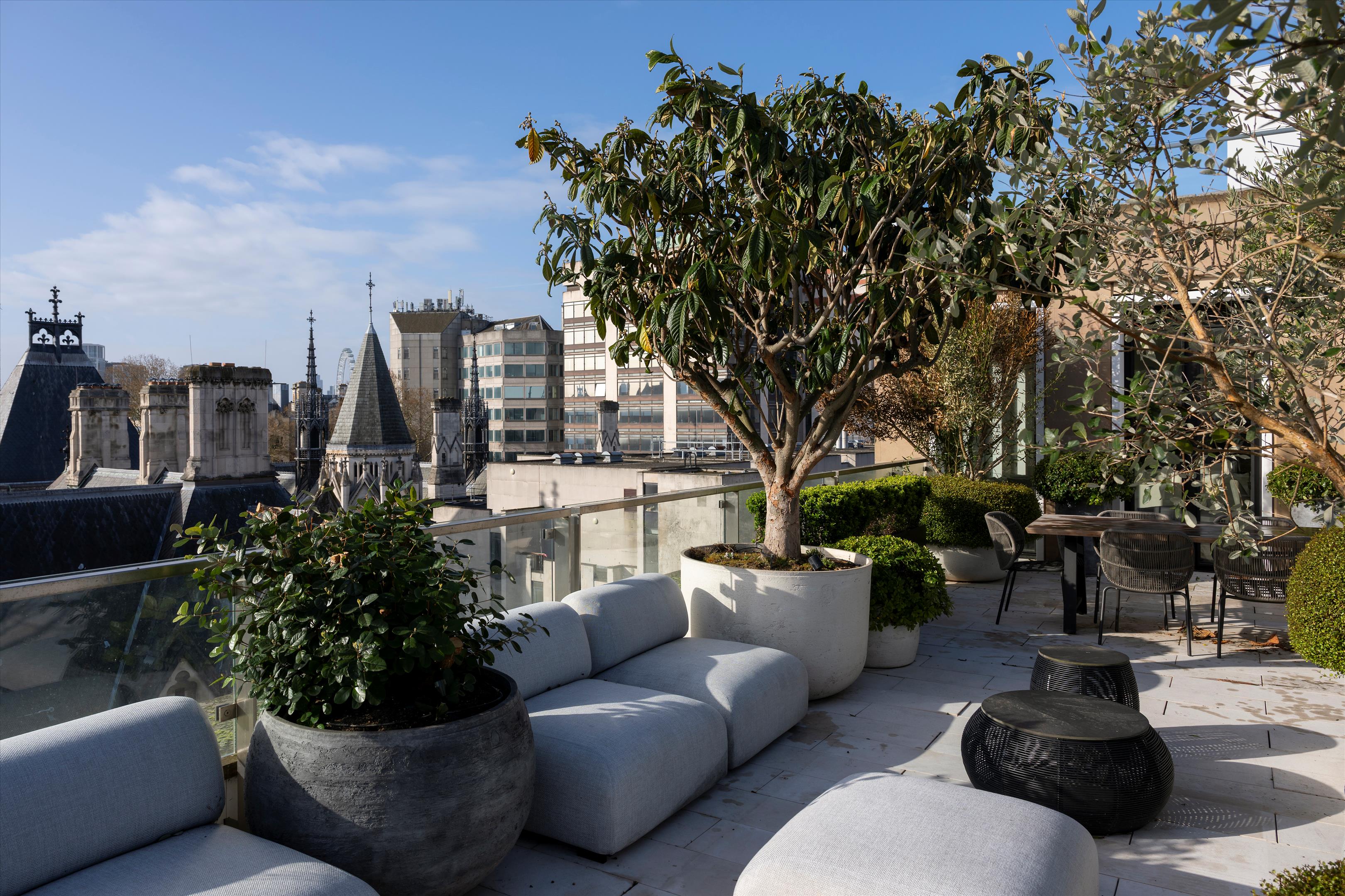 Lincoln Square, 18 Portugal Street, Covent Garden, London WC2A