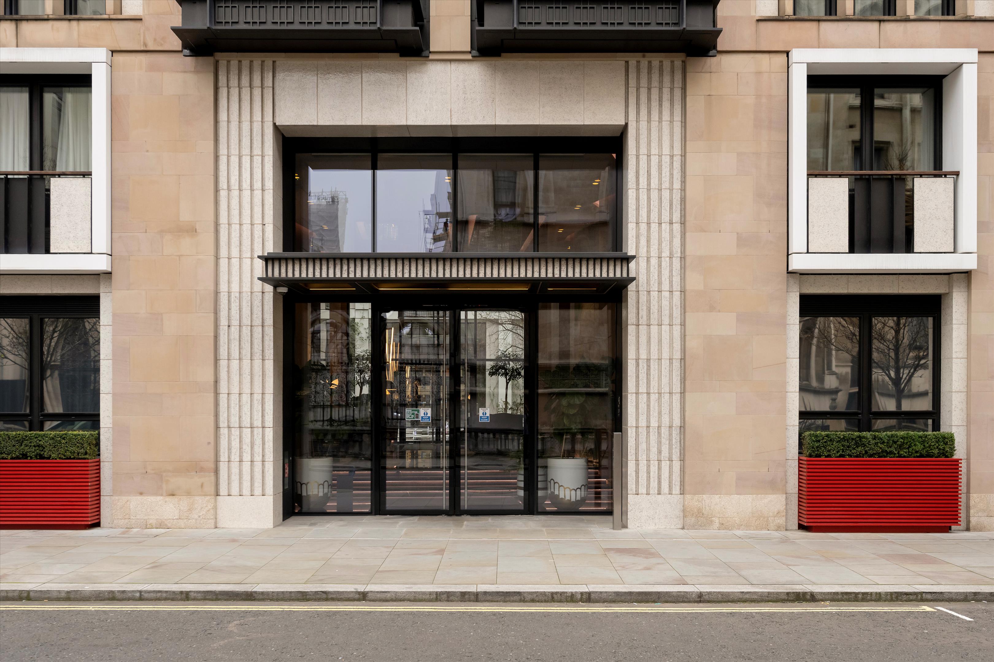 Lincoln Square, 18 Portugal Street, Covent Garden, London WC2A