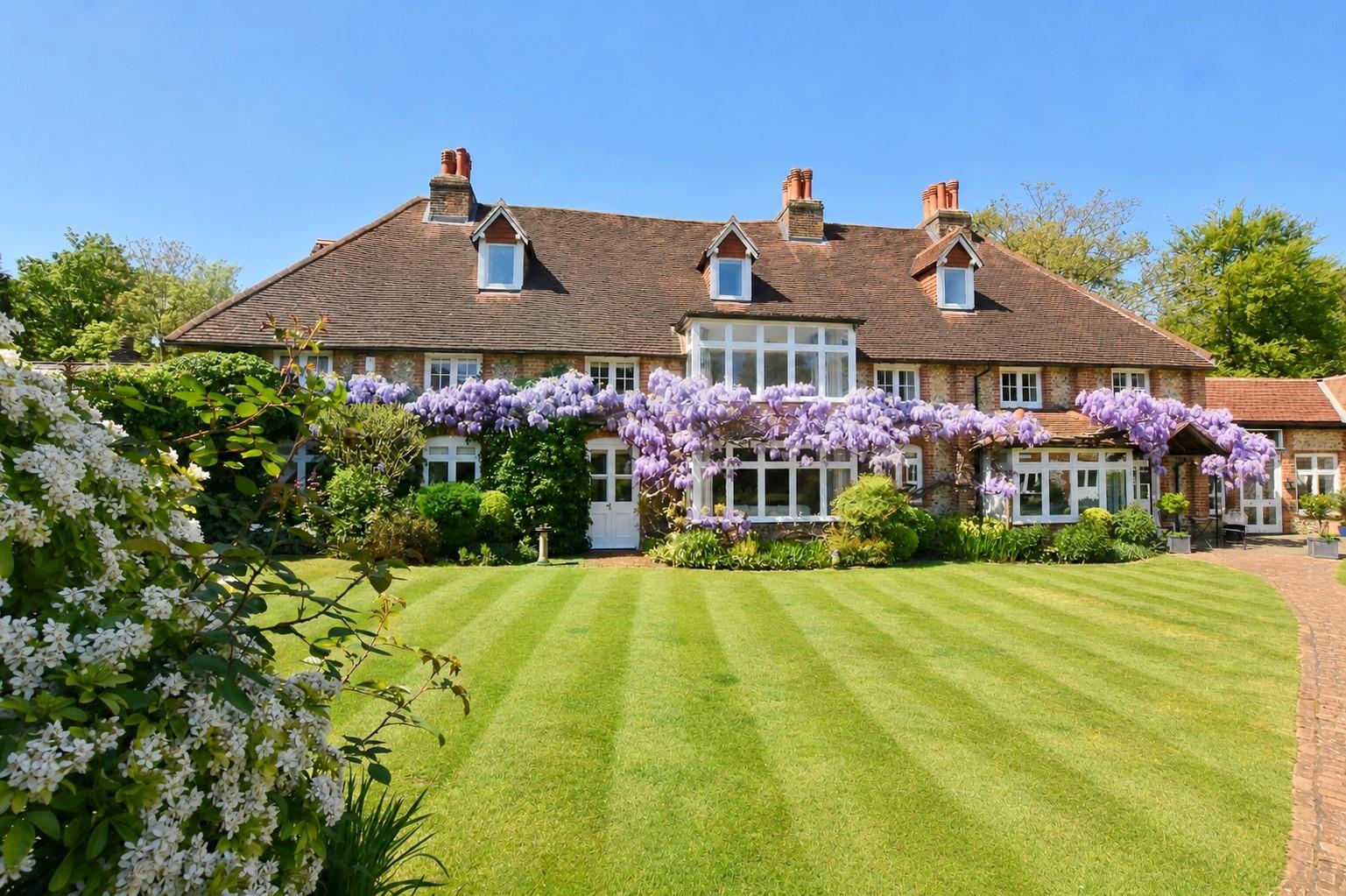 Green Dene, East Horsley, Leatherhead, Surrey, KT24