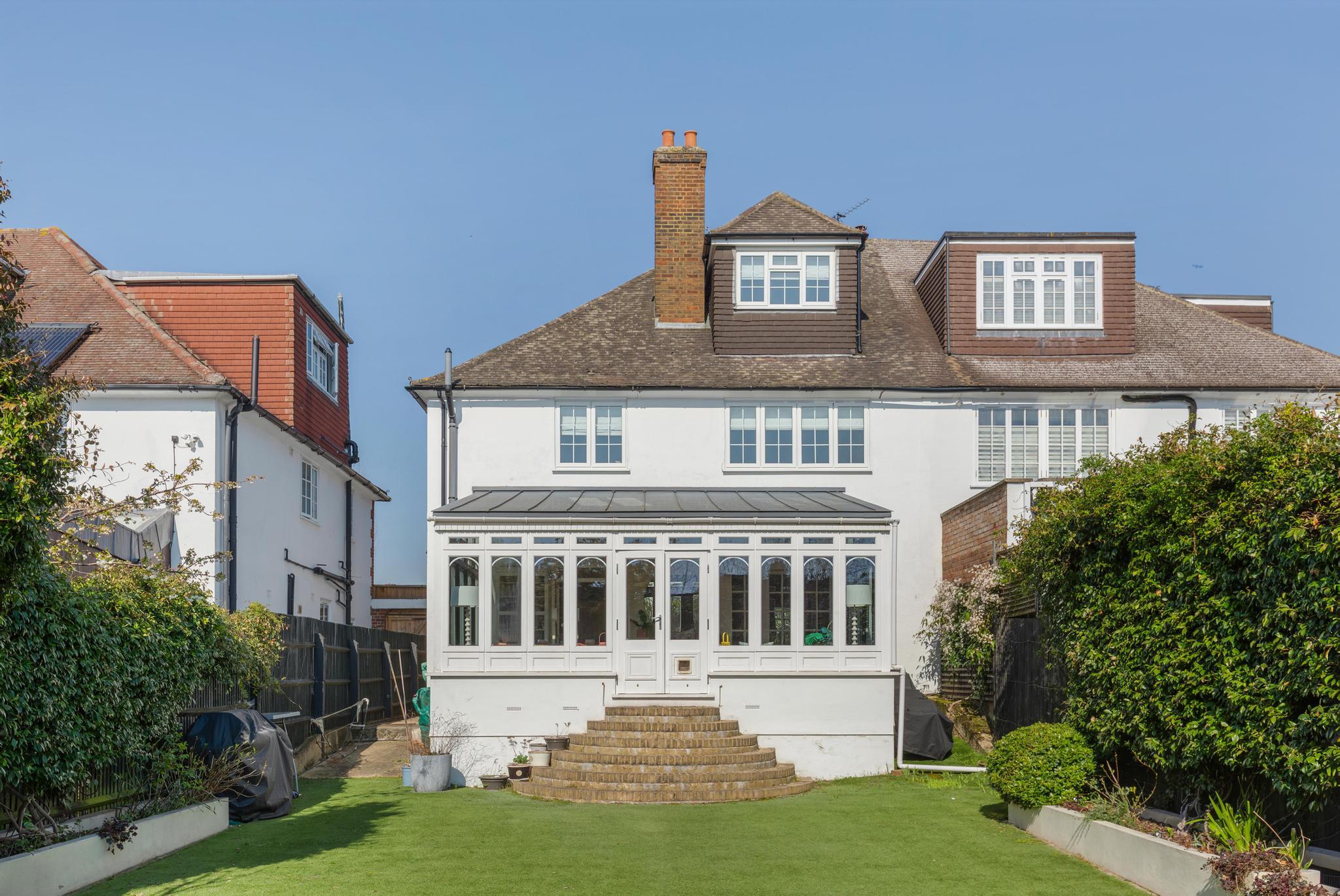 Herondale Avenue, Wandsworth, London SW18.