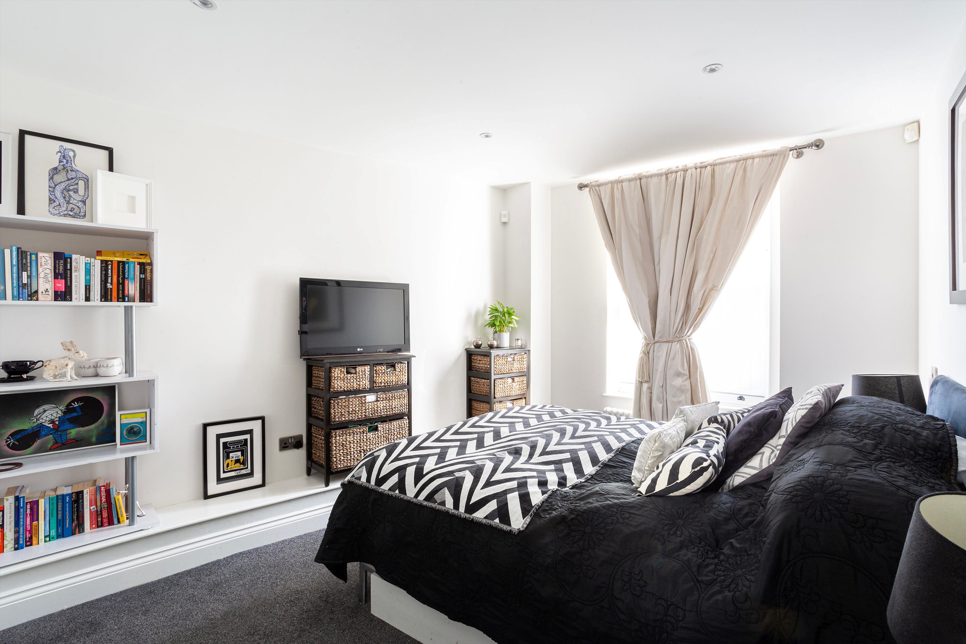 Wilton Square, London, N1