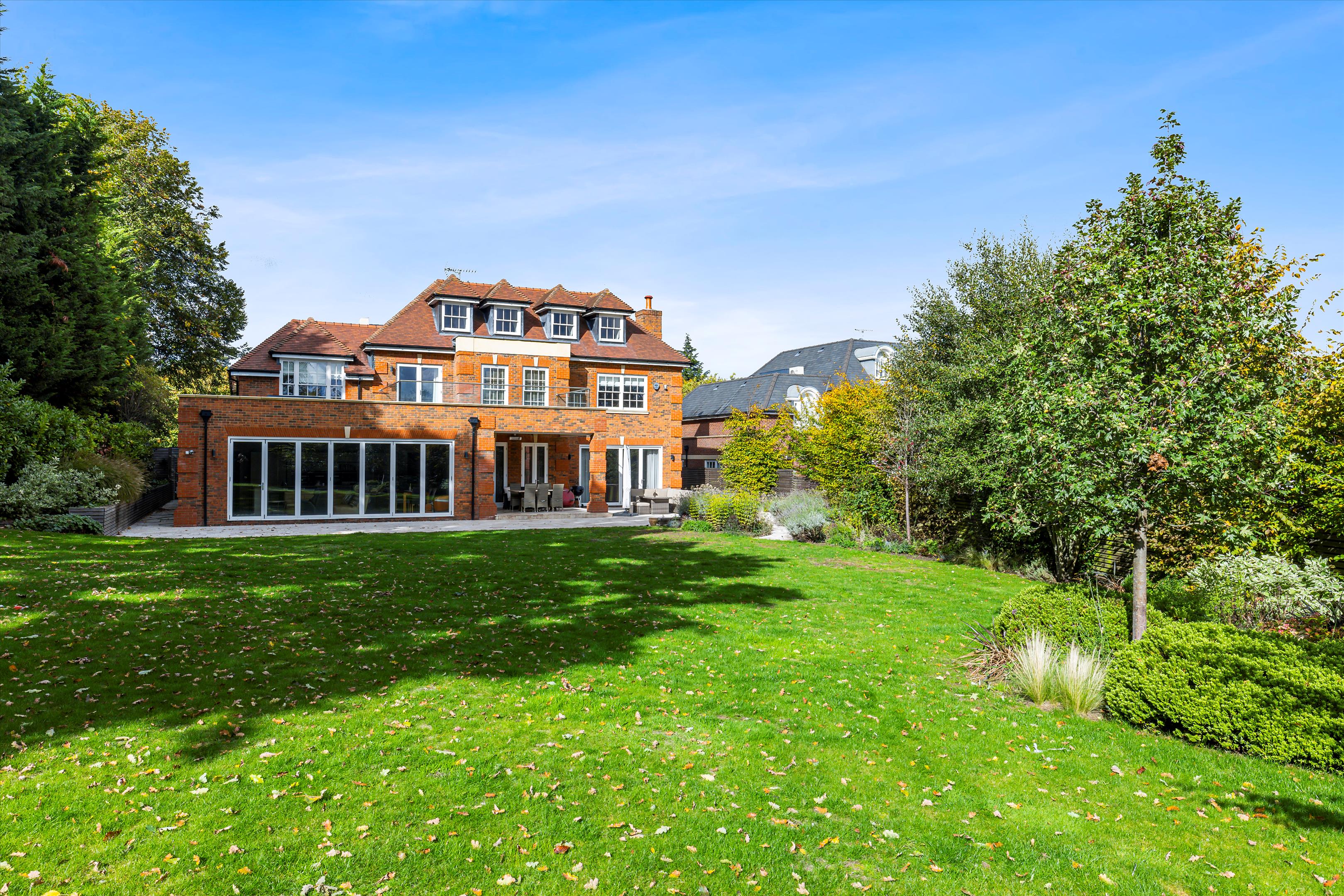 Birds Hill Rise, Oxshott, Leatherhead, Surrey, KT22