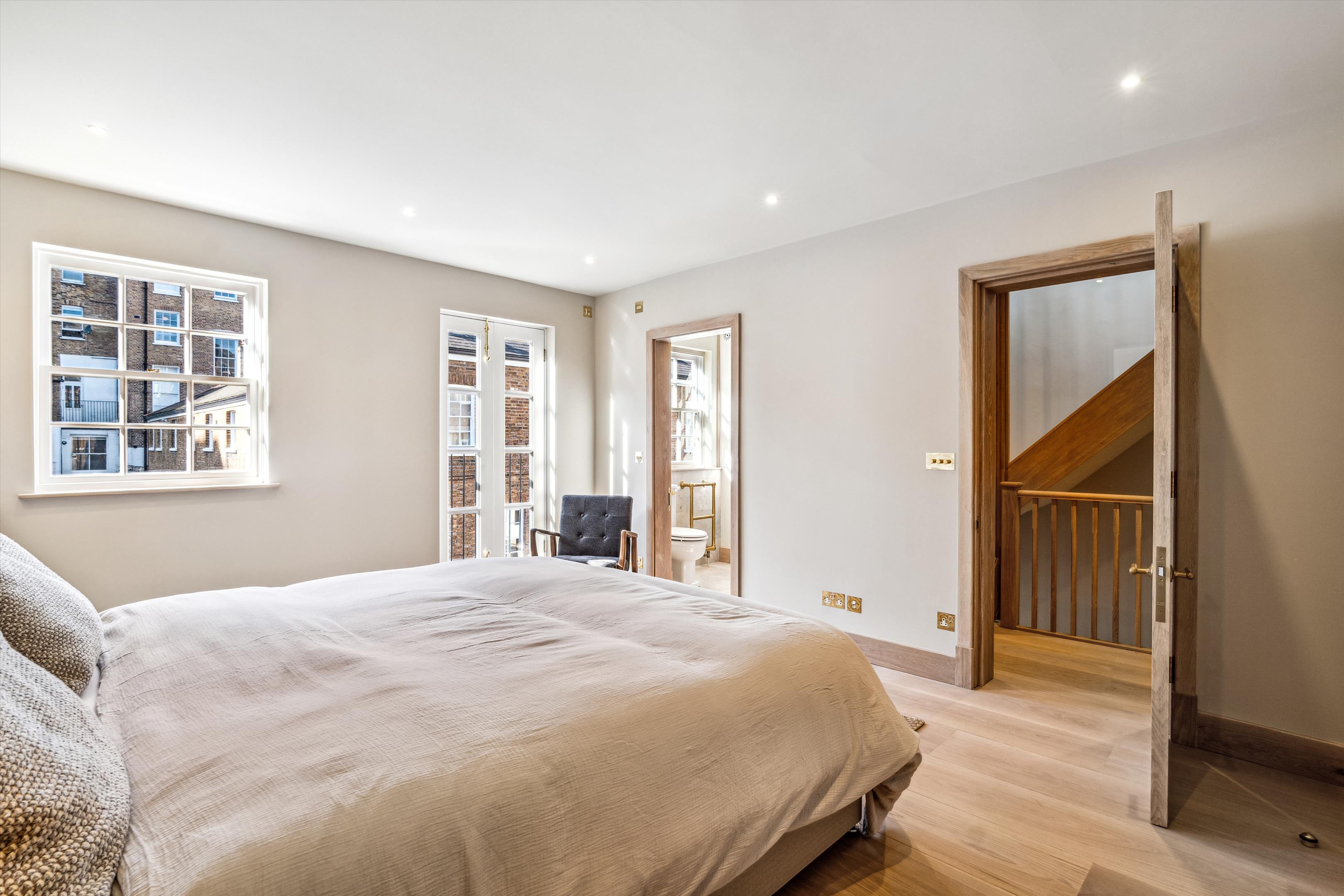 Montagu Mews North, Marylebone, W1H