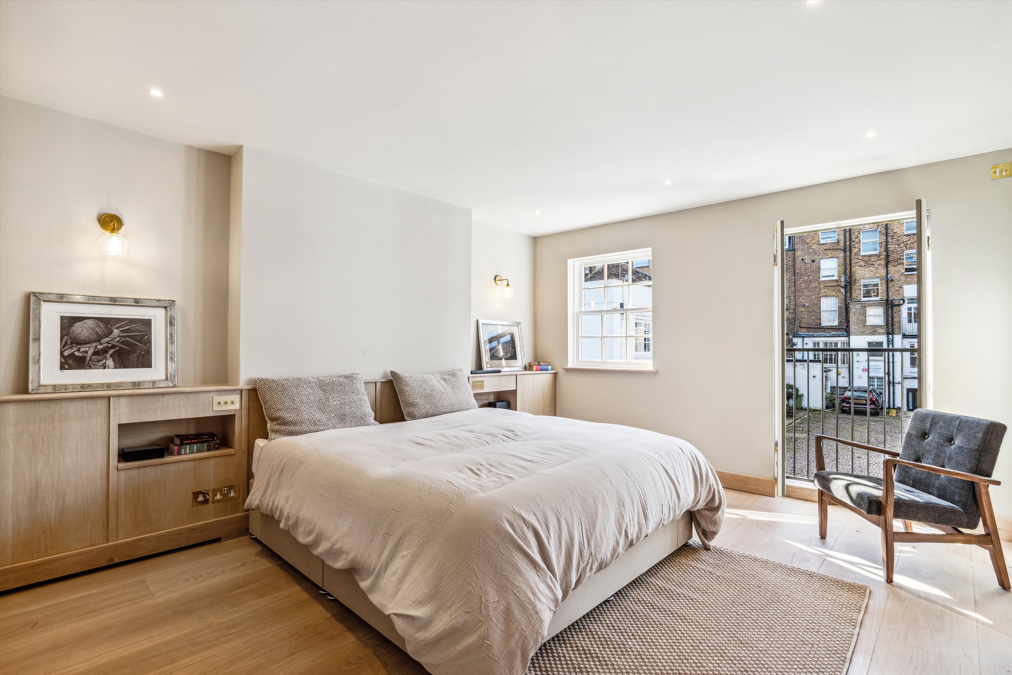 Montagu Mews North, Marylebone, W1H