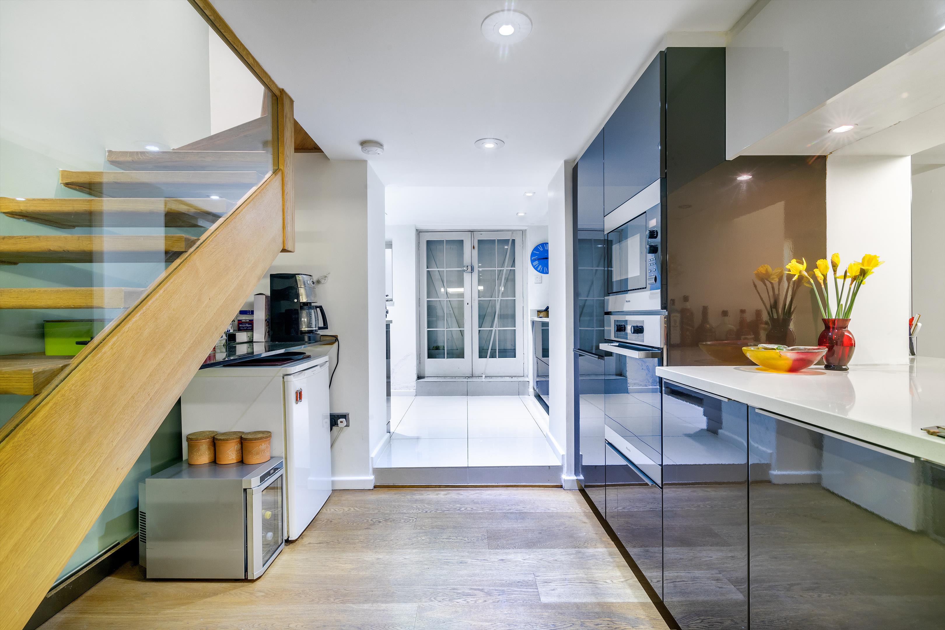 Craven Street, London, WC2N