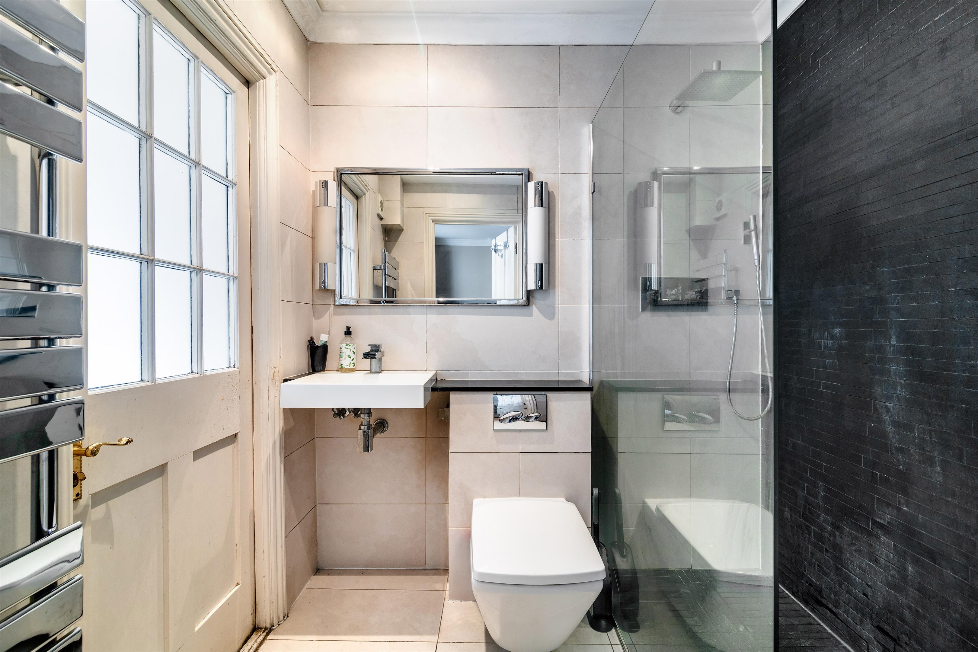 Craven Street, London, WC2N