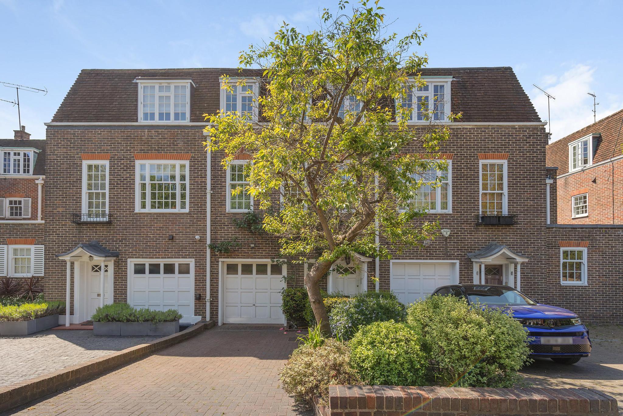 Abbotsbury Road, London, W14