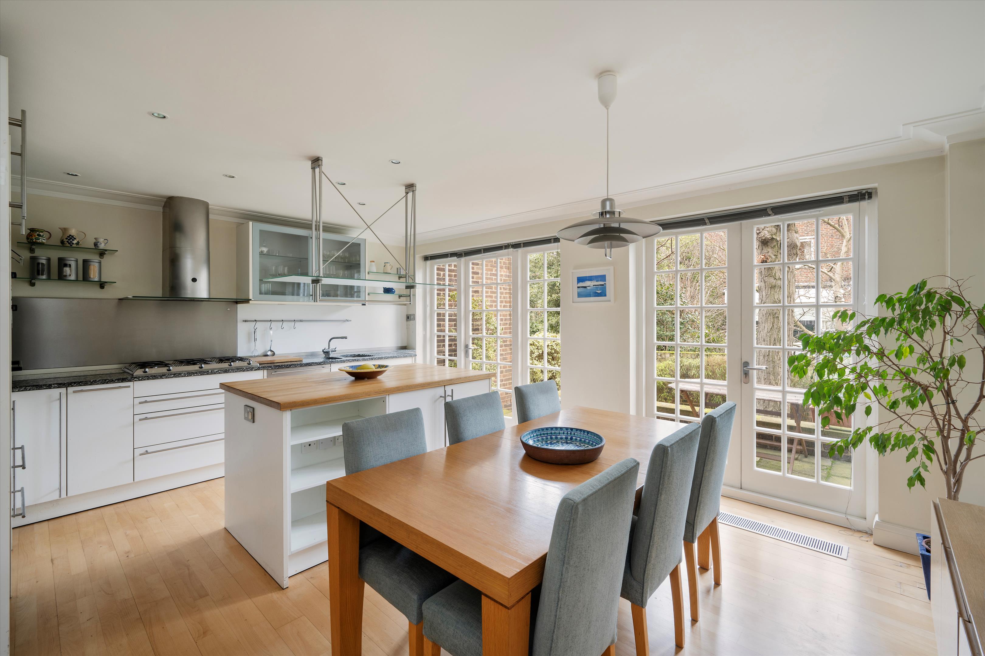 Abbotsbury Road, London, W14