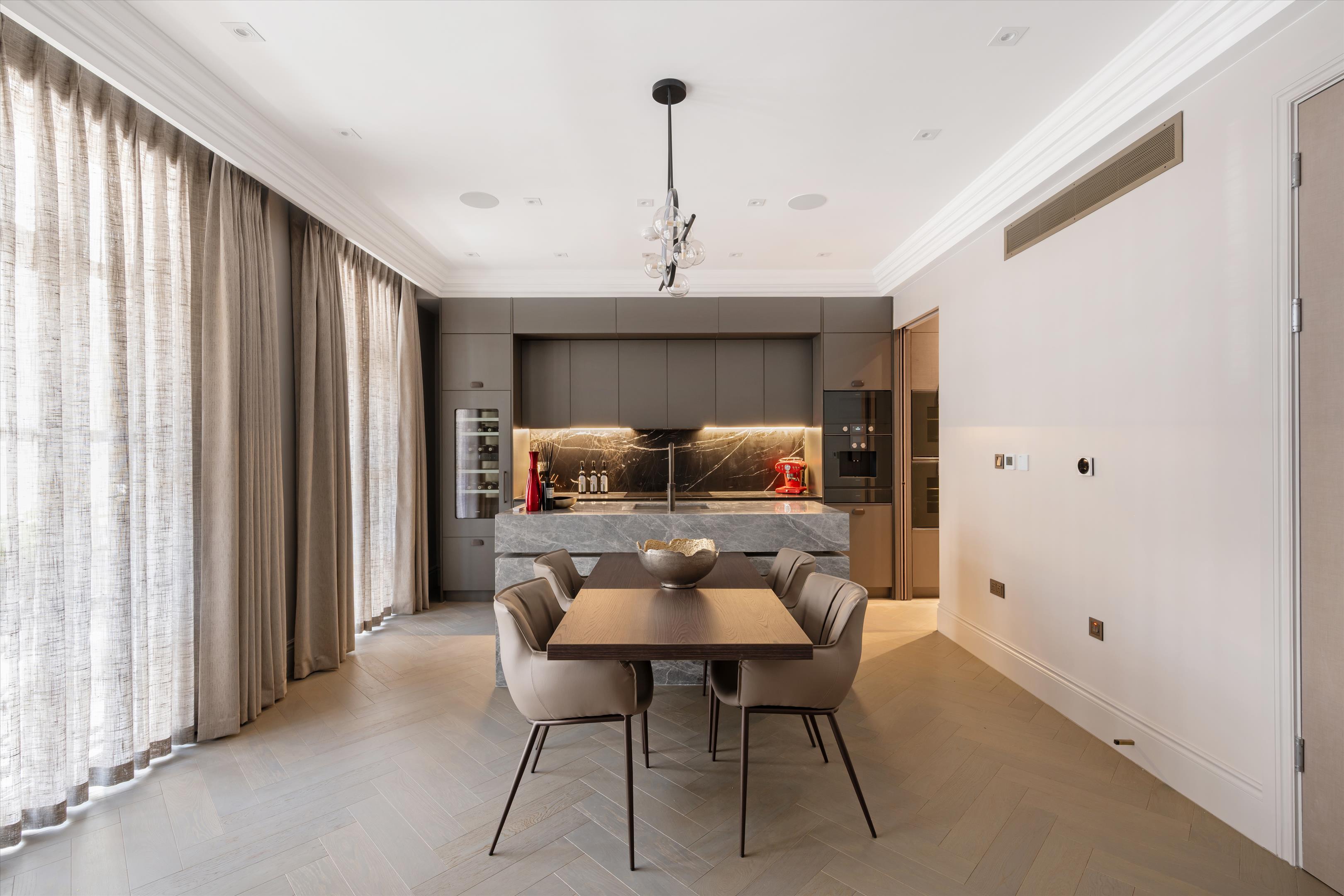 Gloucester Square, Hyde Park, London, W2