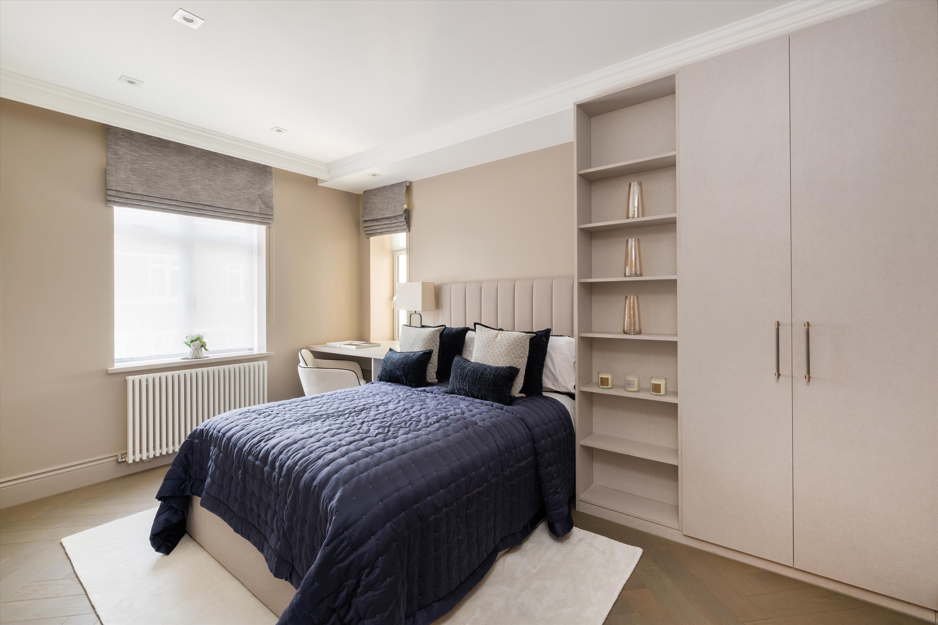 Gloucester Square, Hyde Park, London, W2