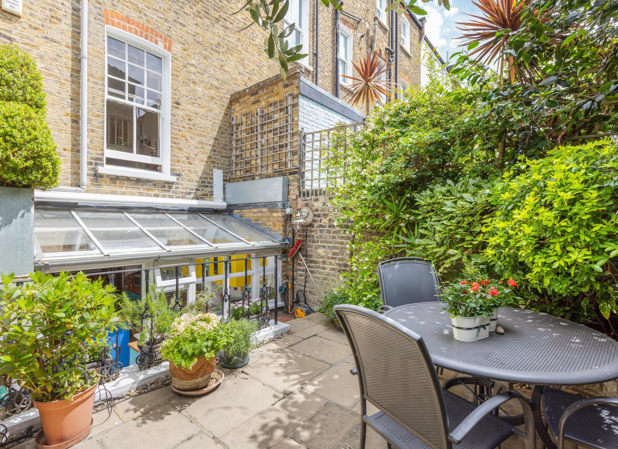 Epple Road, London, SW6