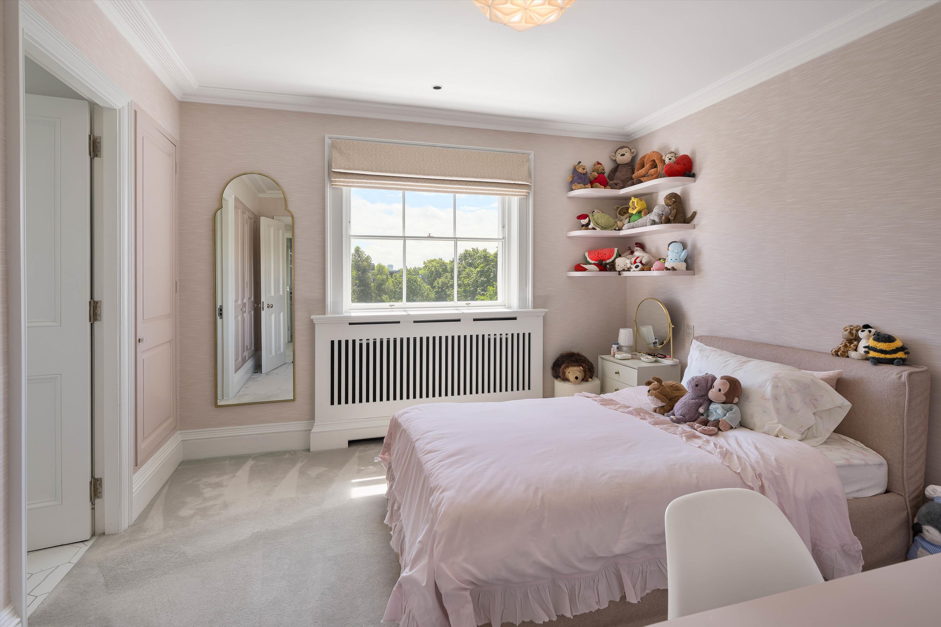 Earls Terrace, London W8