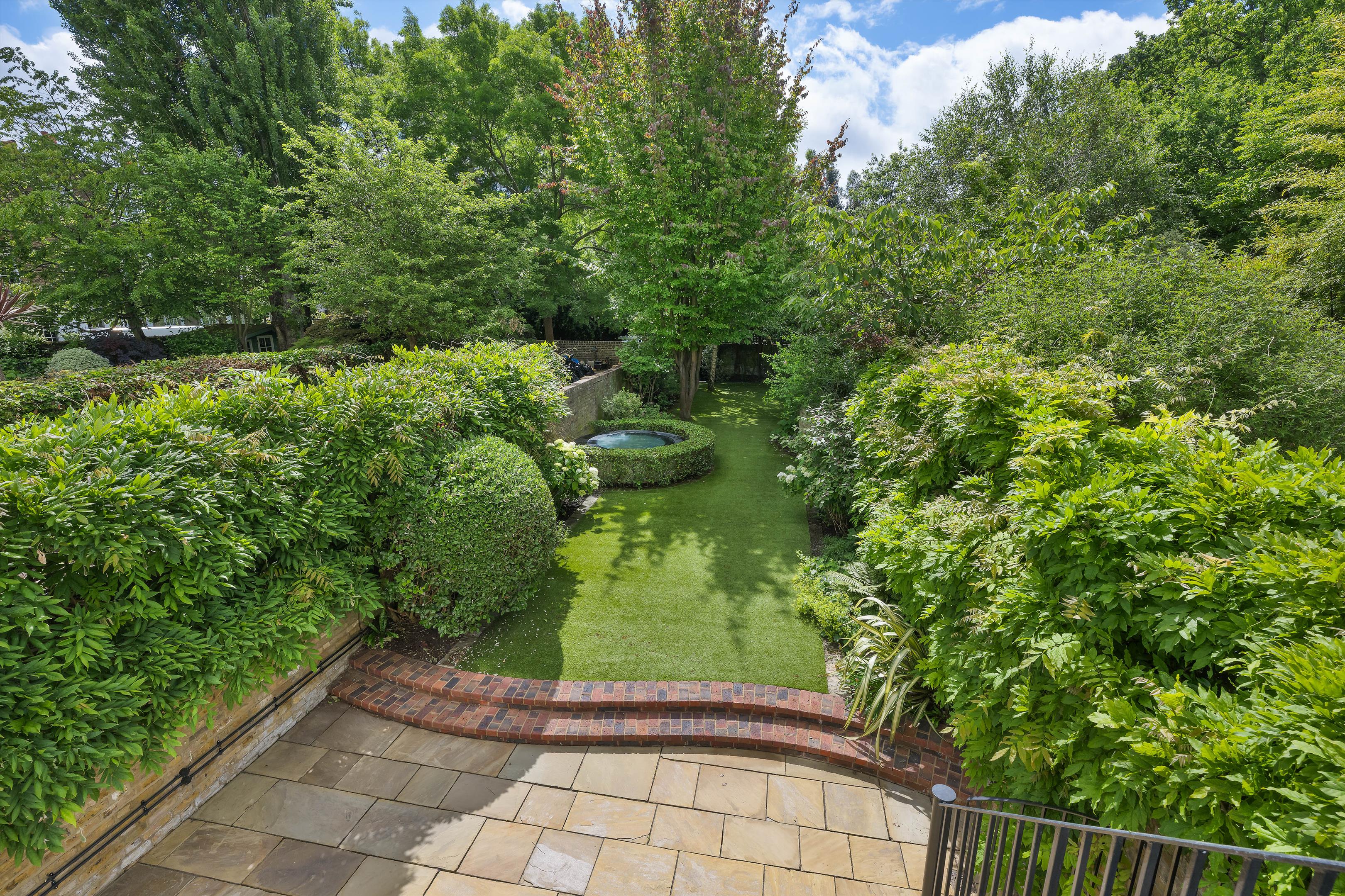 Earls Terrace, London W8