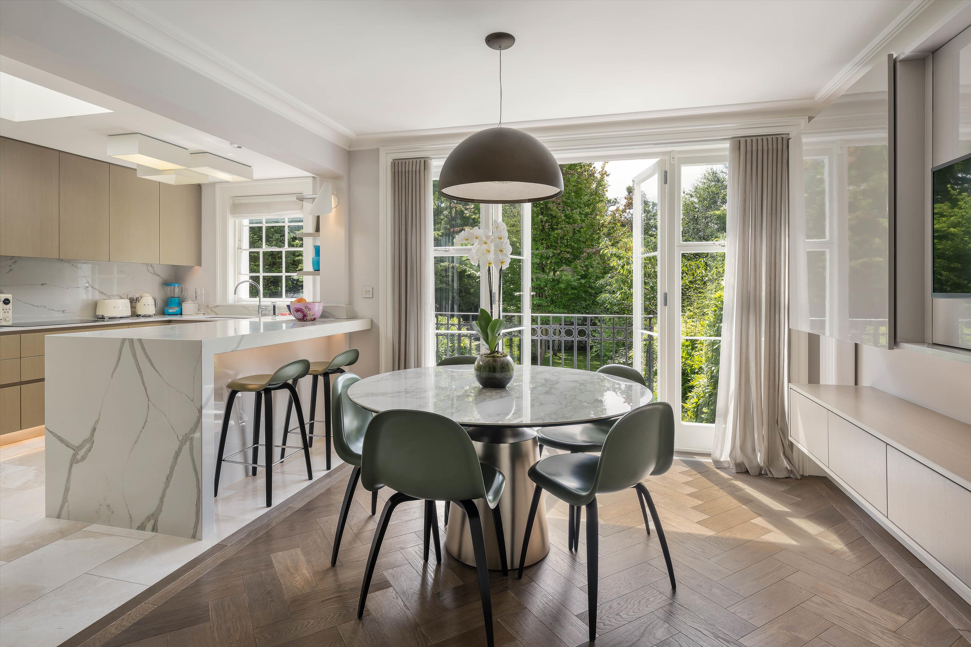 Earls Terrace, London W8
