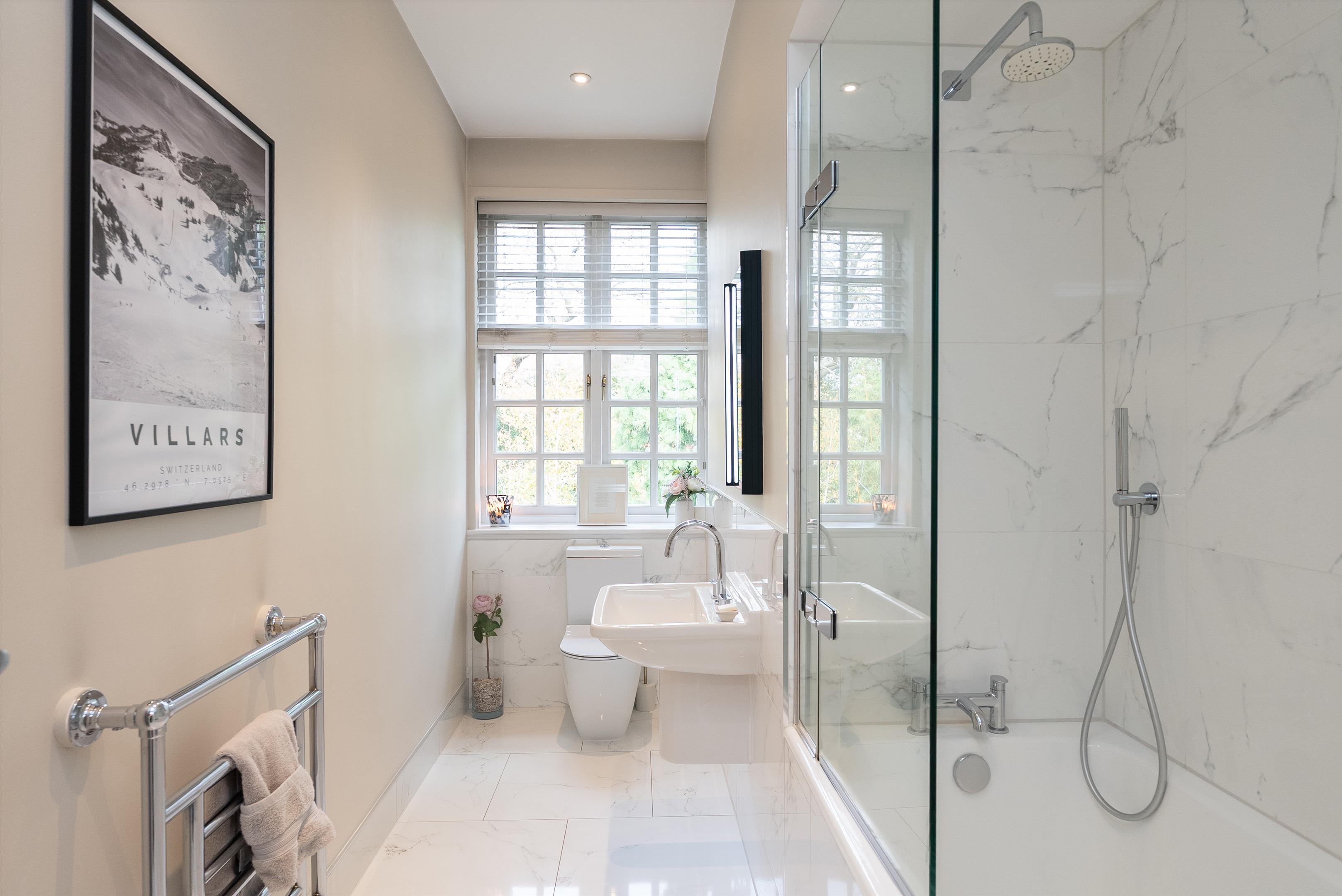 Calonne Road, Wimbledon Village, London, SW19