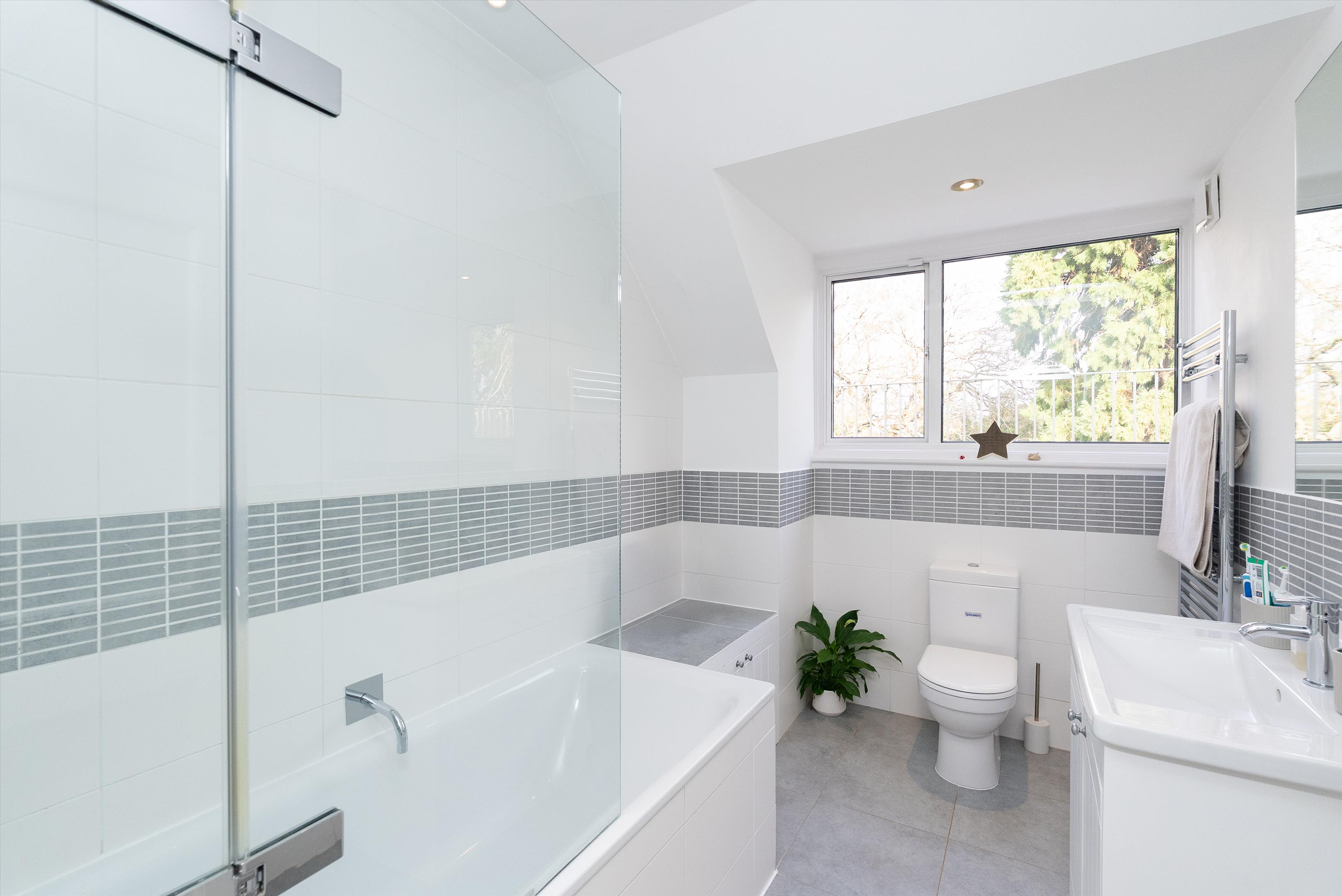 Calonne Road, Wimbledon Village, London, SW19