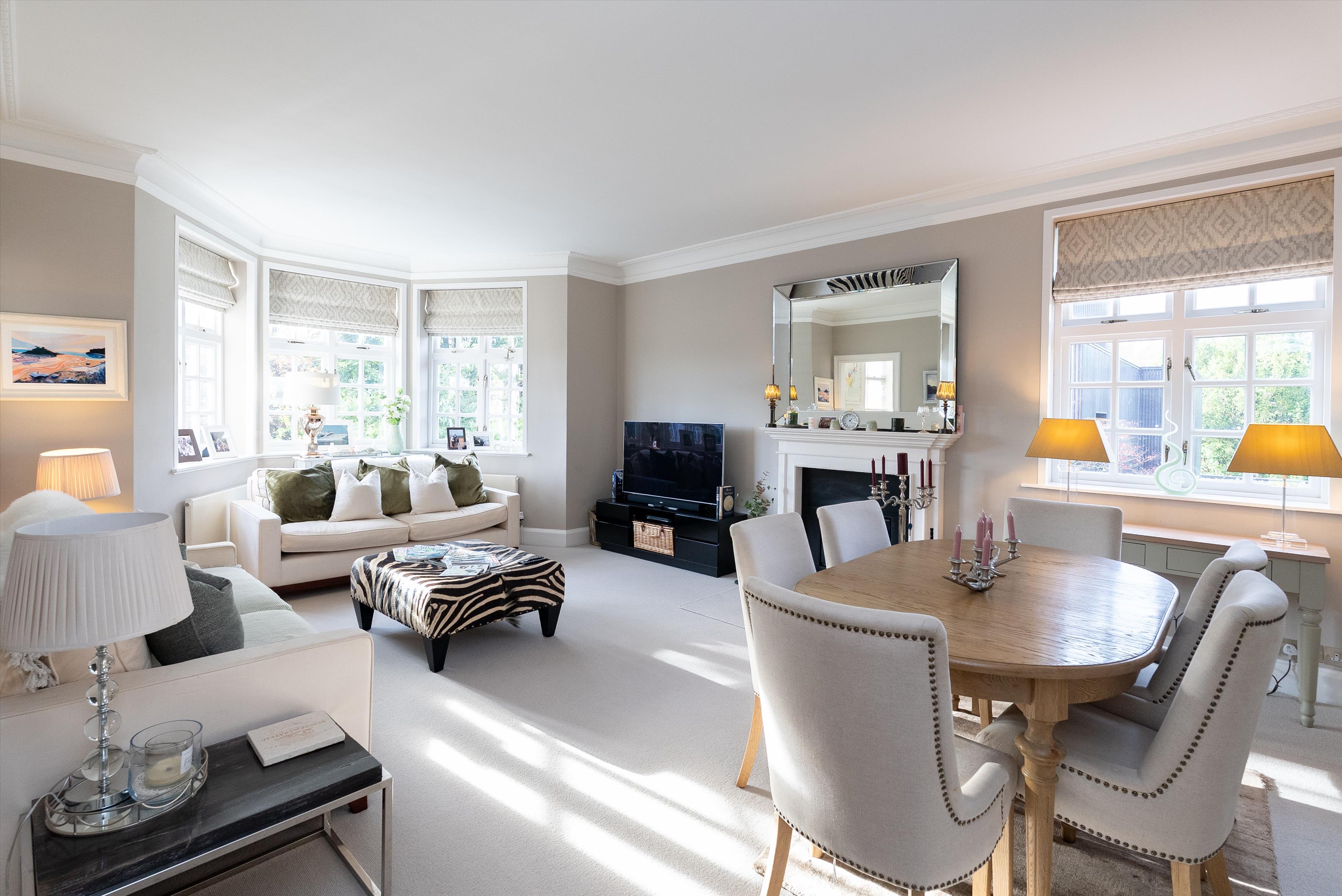Calonne Road, Wimbledon Village, London, SW19