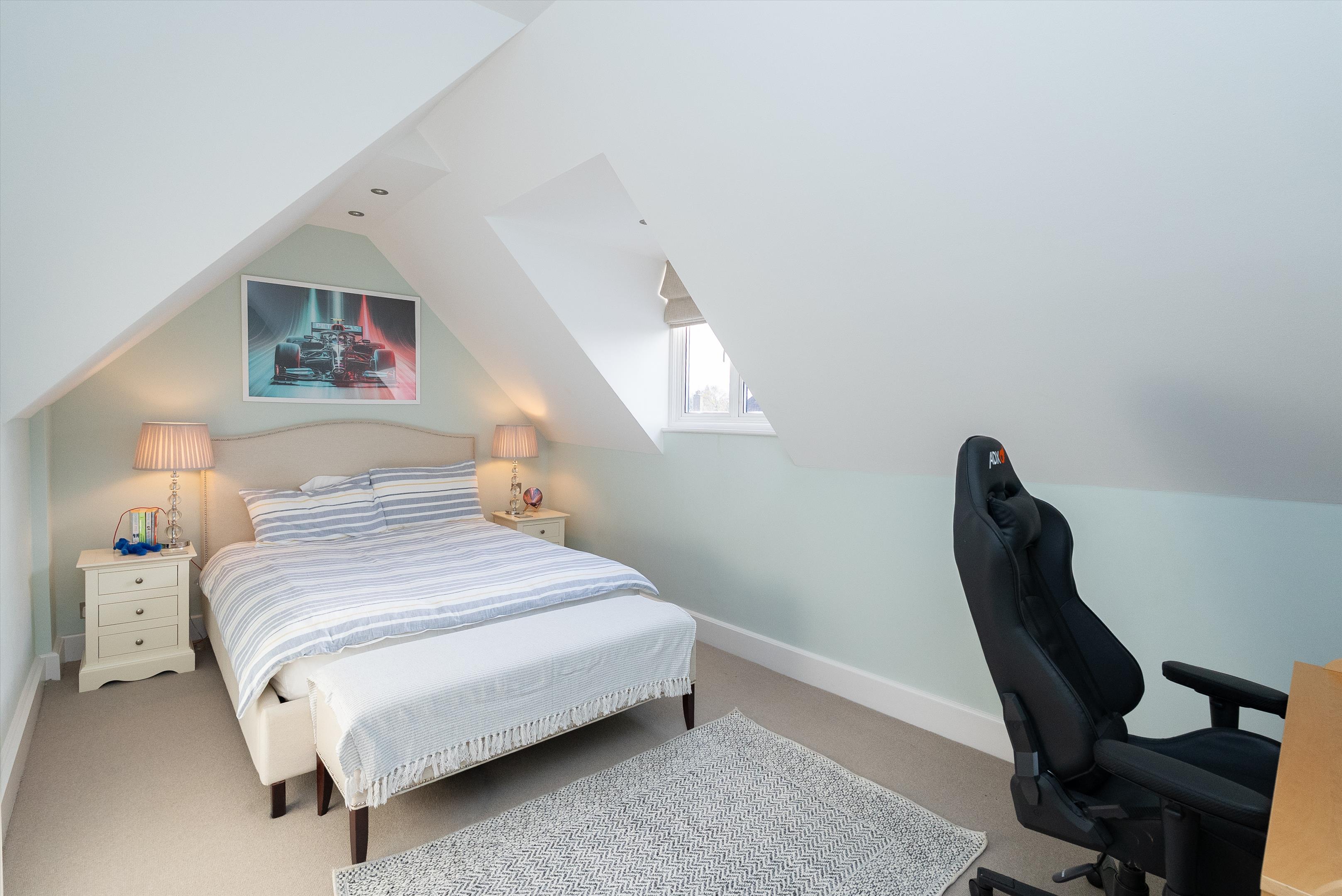 Calonne Road, Wimbledon Village, London, SW19