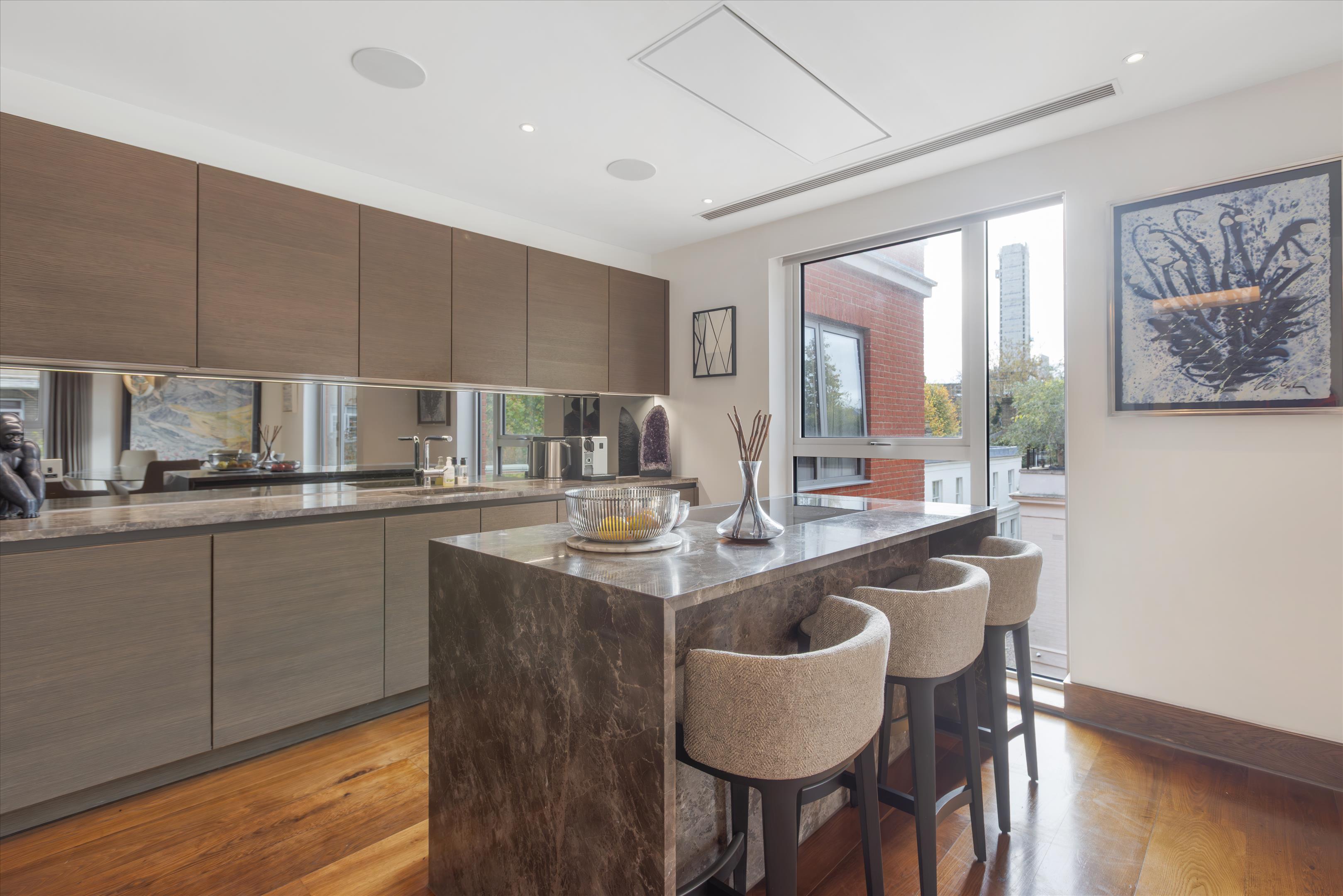 Logan Place, London, W8