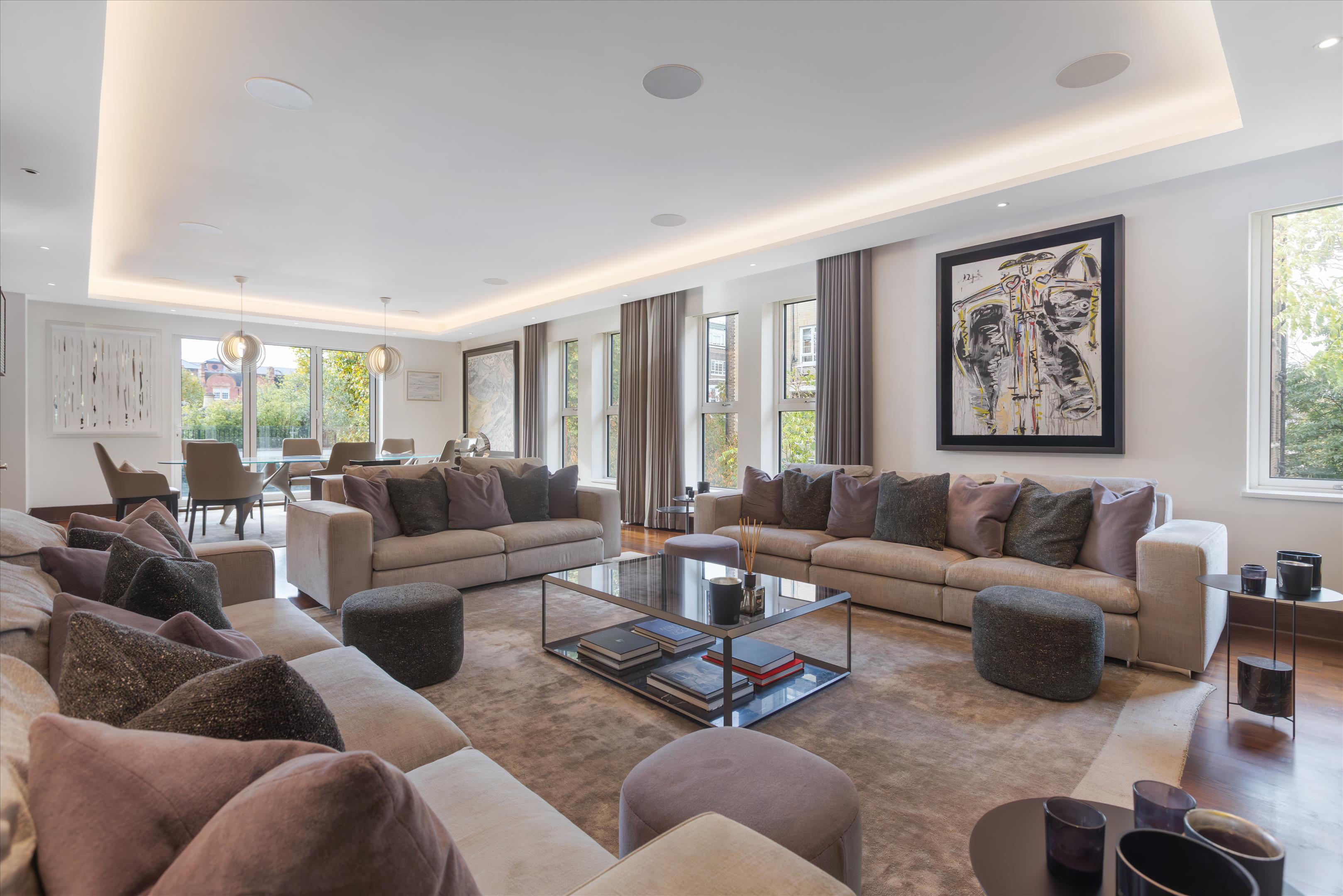 Logan Place, London, W8