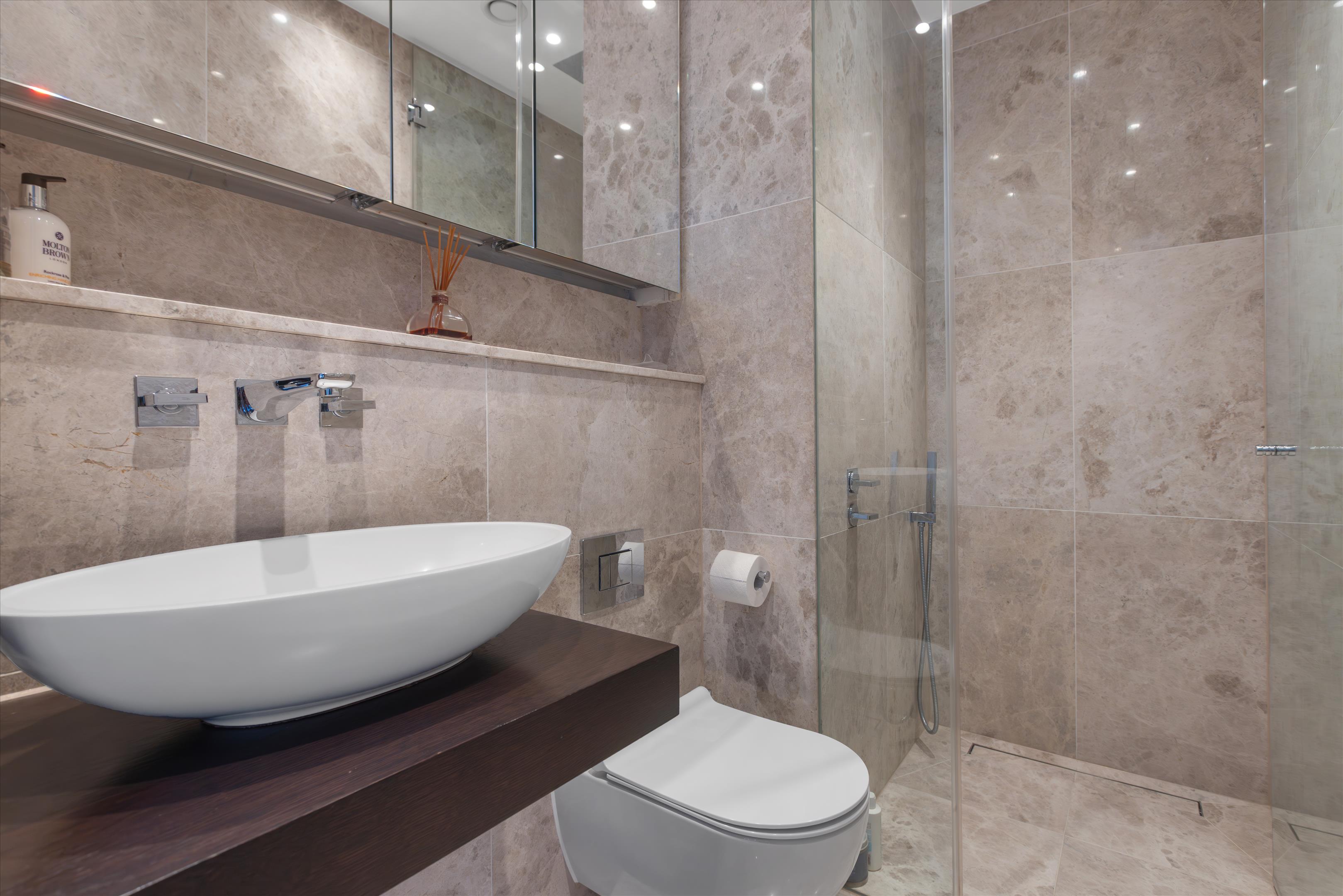 Logan Place, London, W8