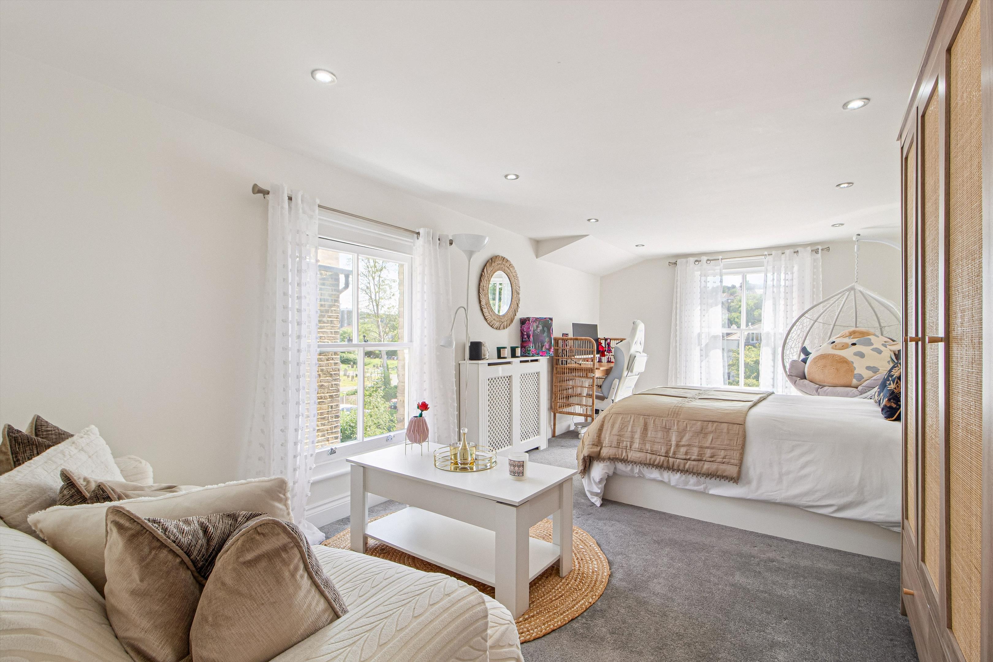 Underhill Road, London SE22