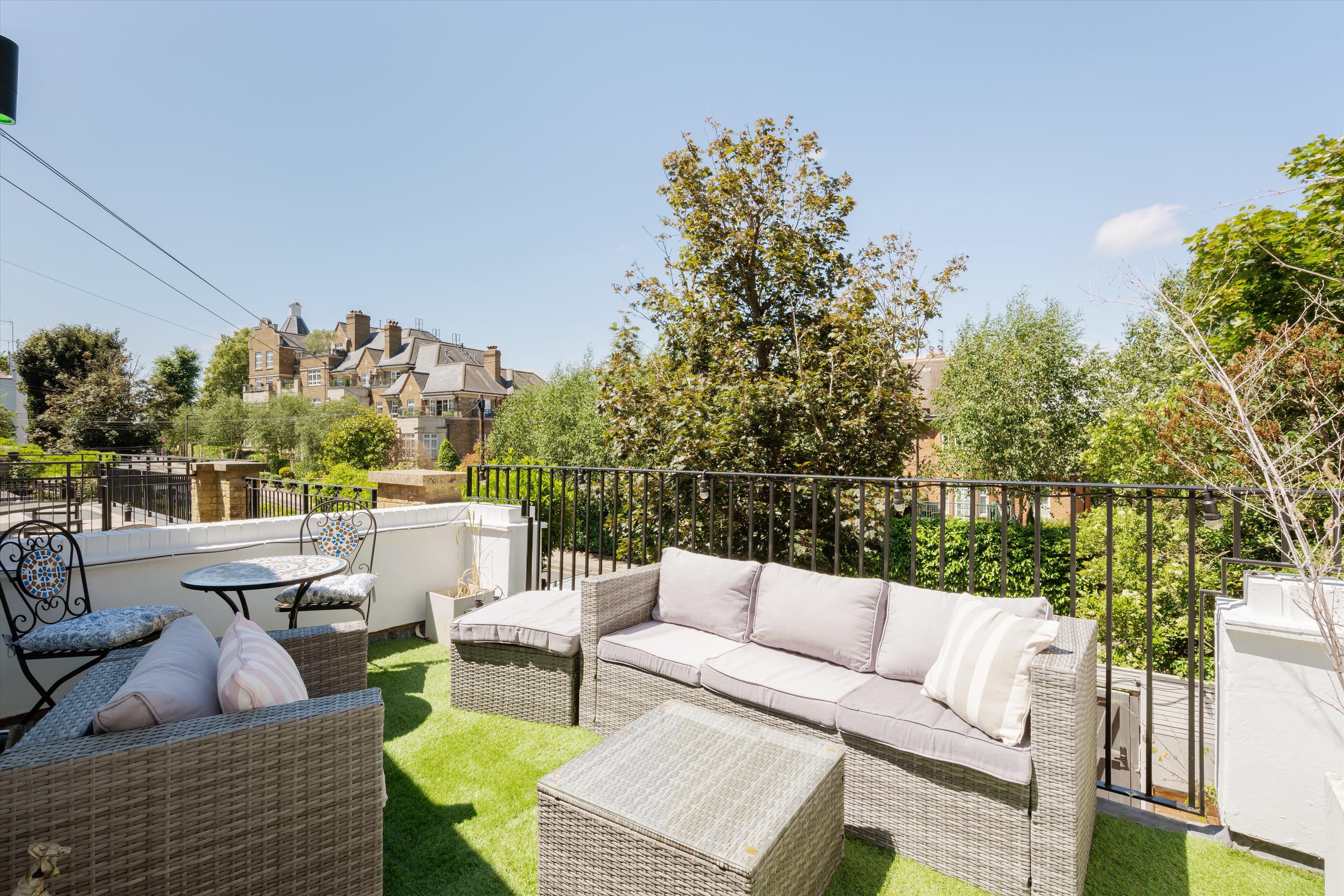 Wildwood Grove, Hampstead, London NW3