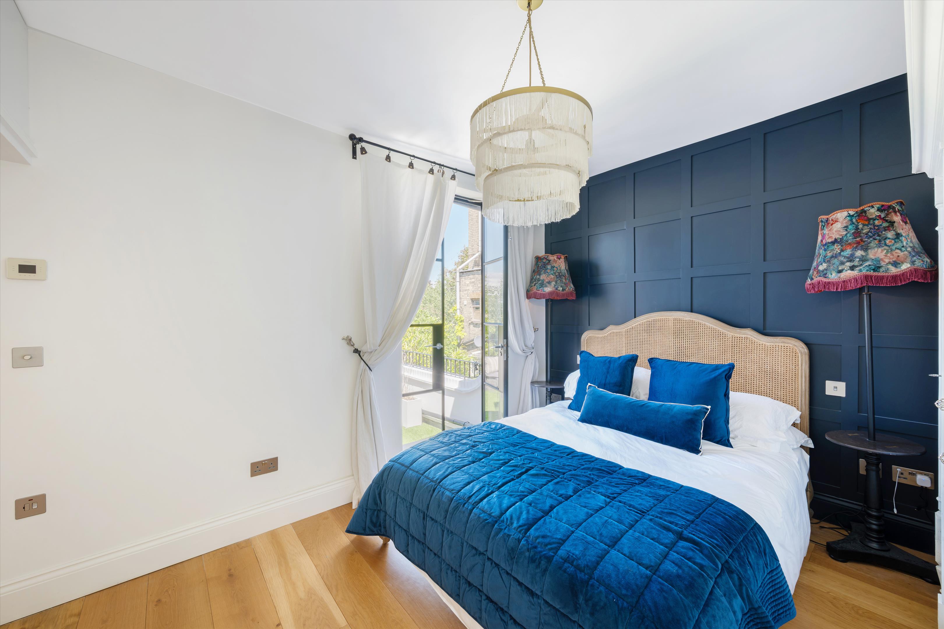 Wildwood Grove, Hampstead, London NW3