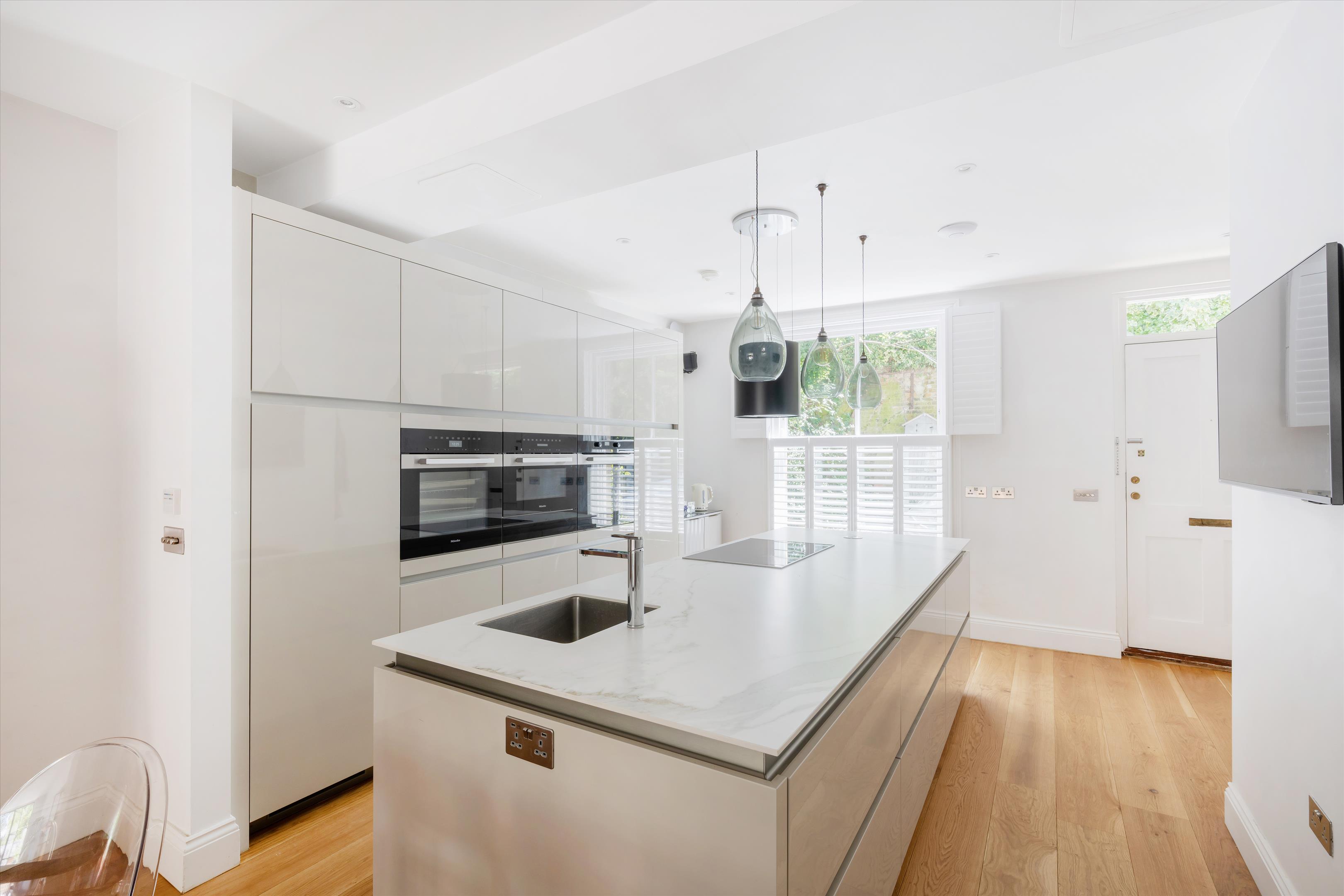 Wildwood Grove, Hampstead, London NW3