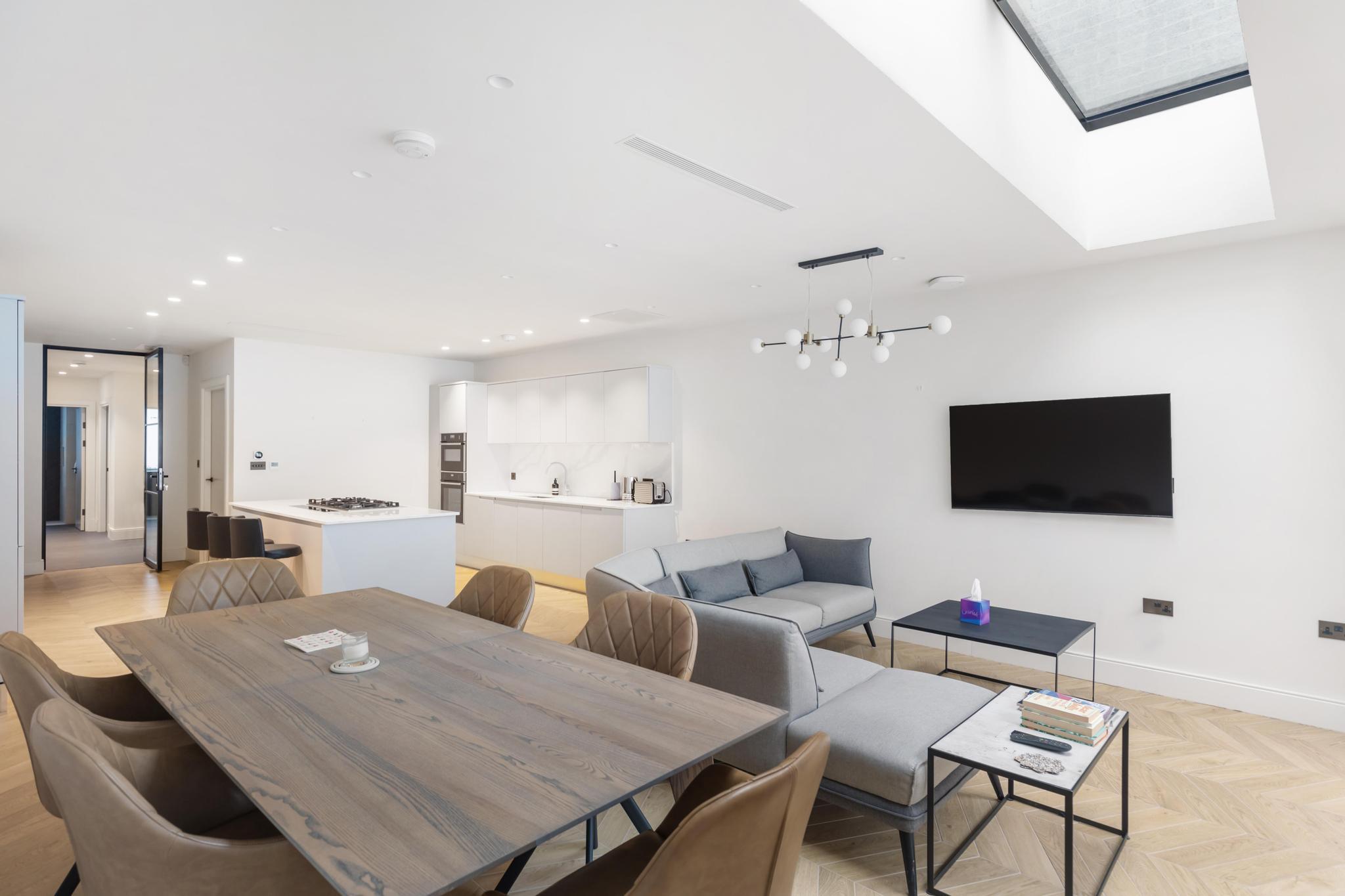 Barclay Road, London SW6