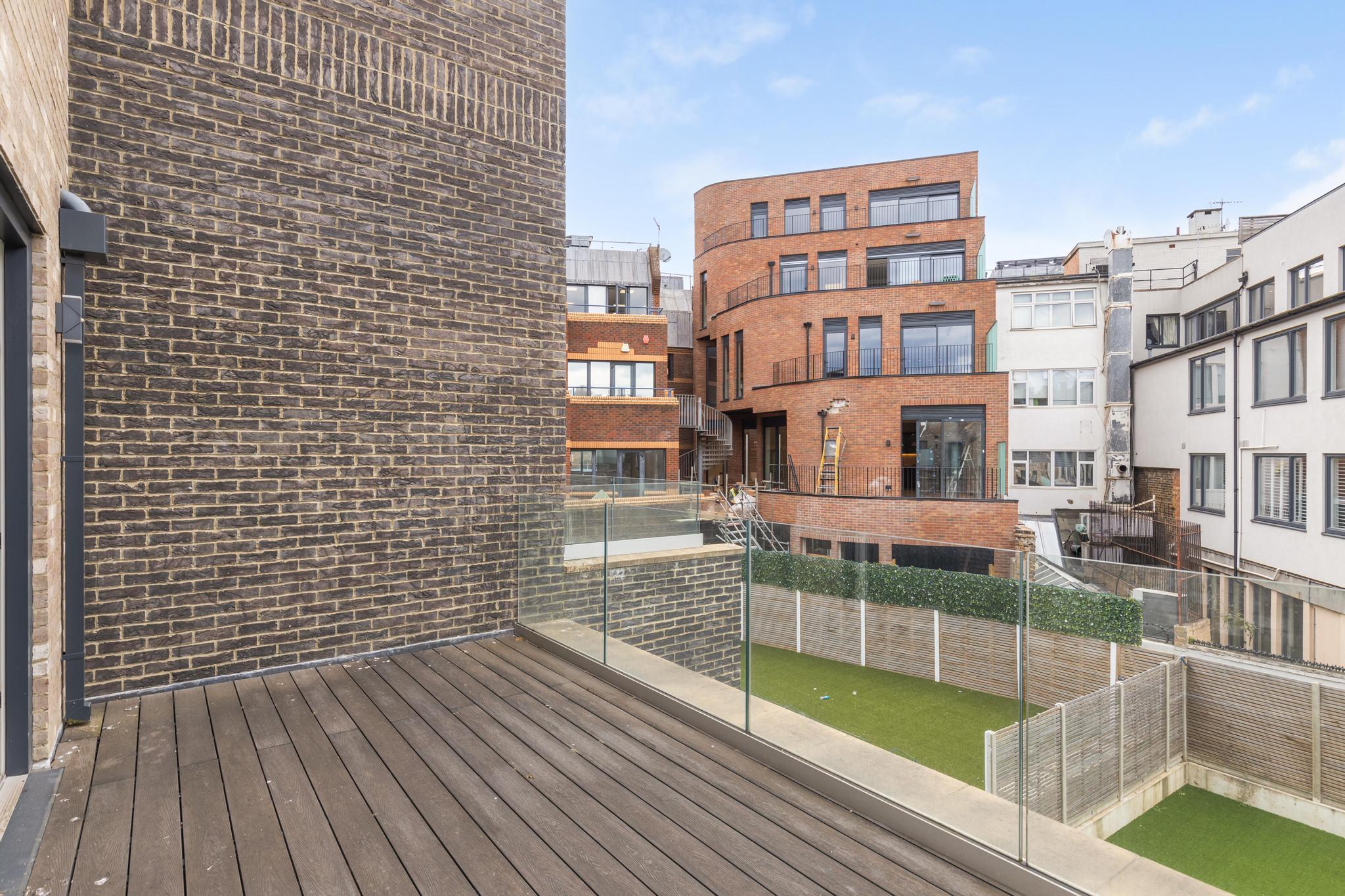 Barclay Road, London SW6