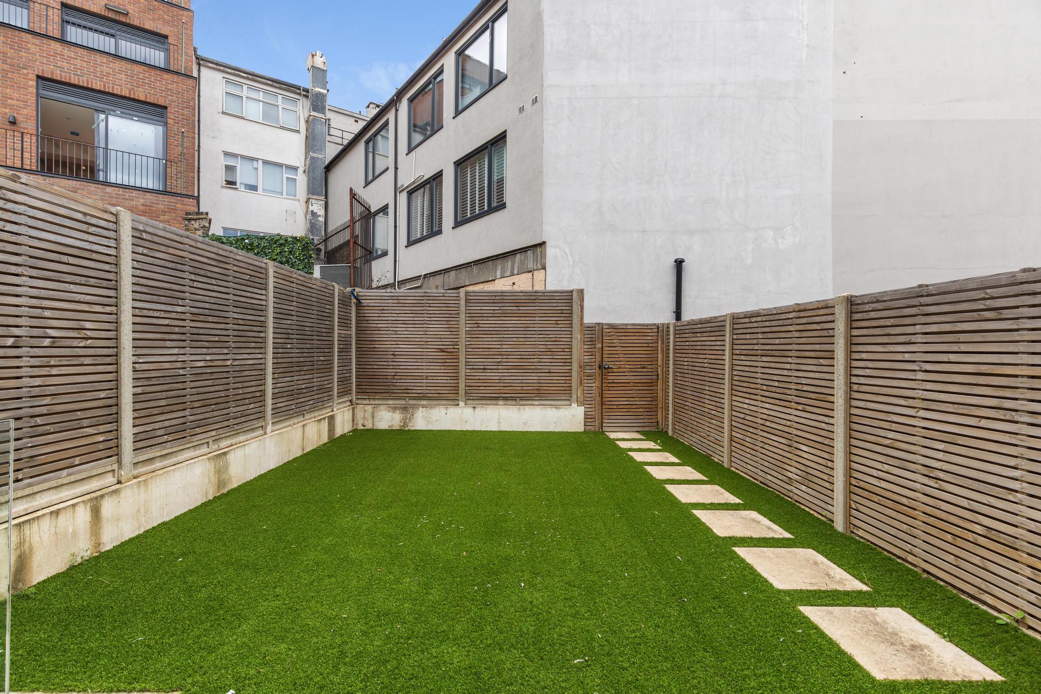Barclay Road, London SW6