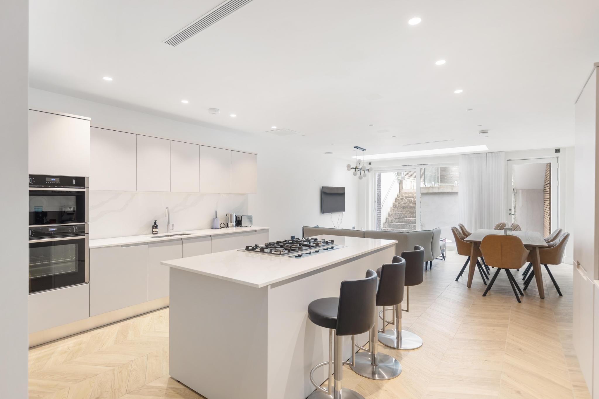 Barclay Road, London SW6