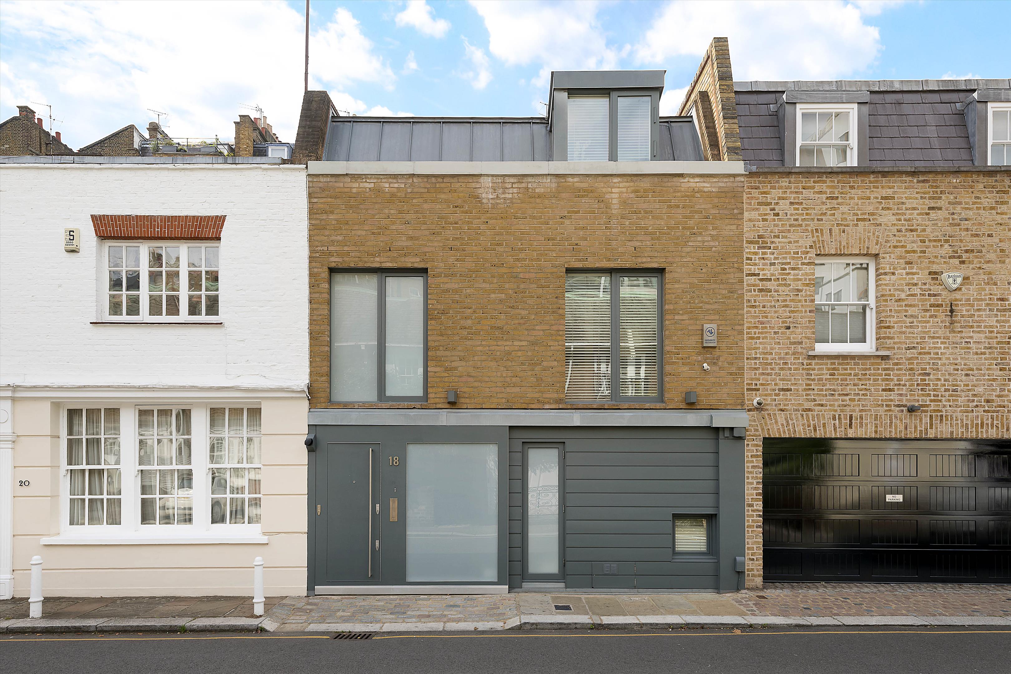 Cadogan Lane, London SW1X