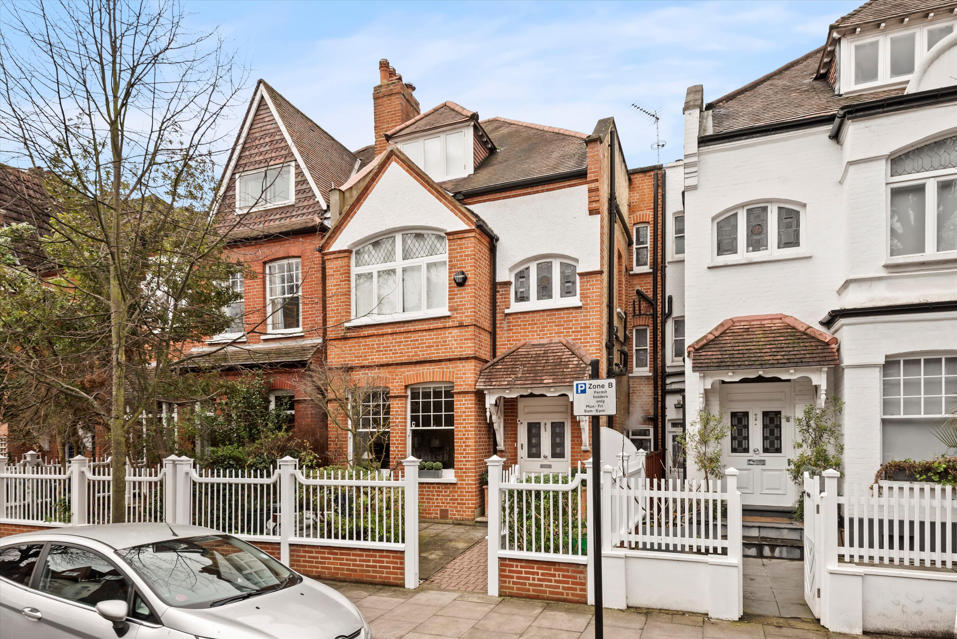 Esmond Road, London W4