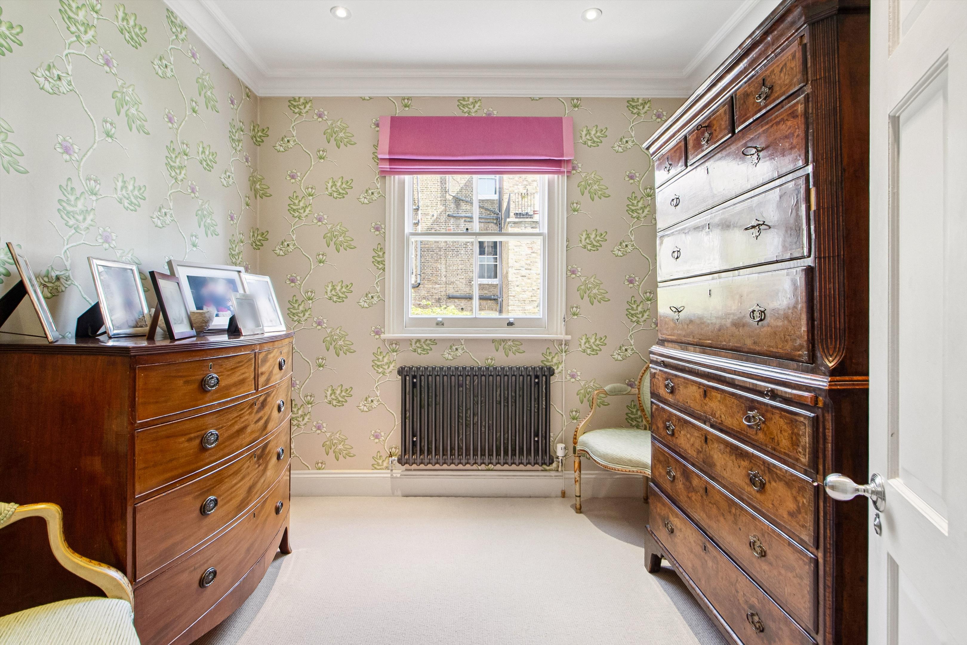 Ifield Road, London SW10