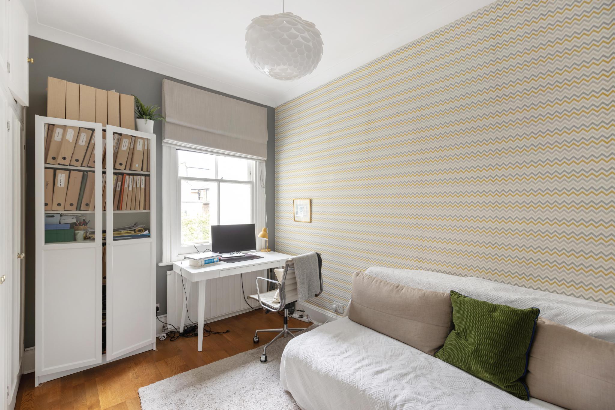 Guion Road, London SW6
