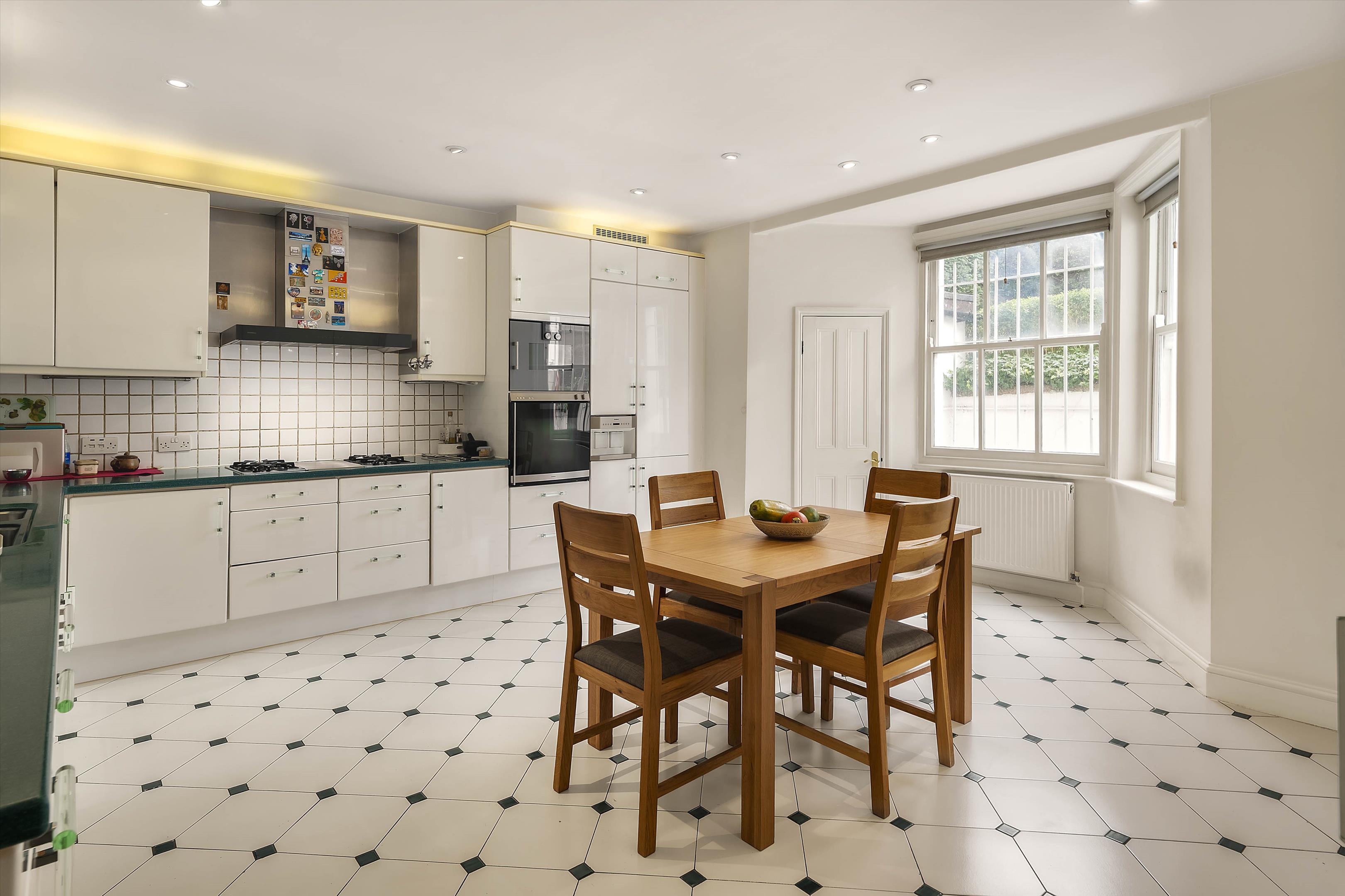 Argyll Road, Kensington, W8