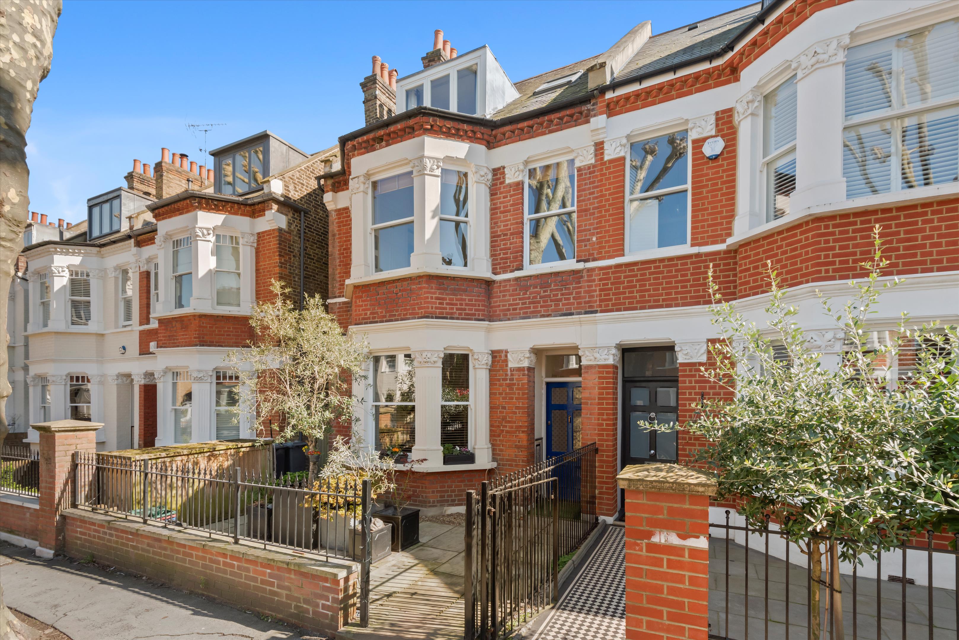 Mayfield Avenue, Chiswick, London W4