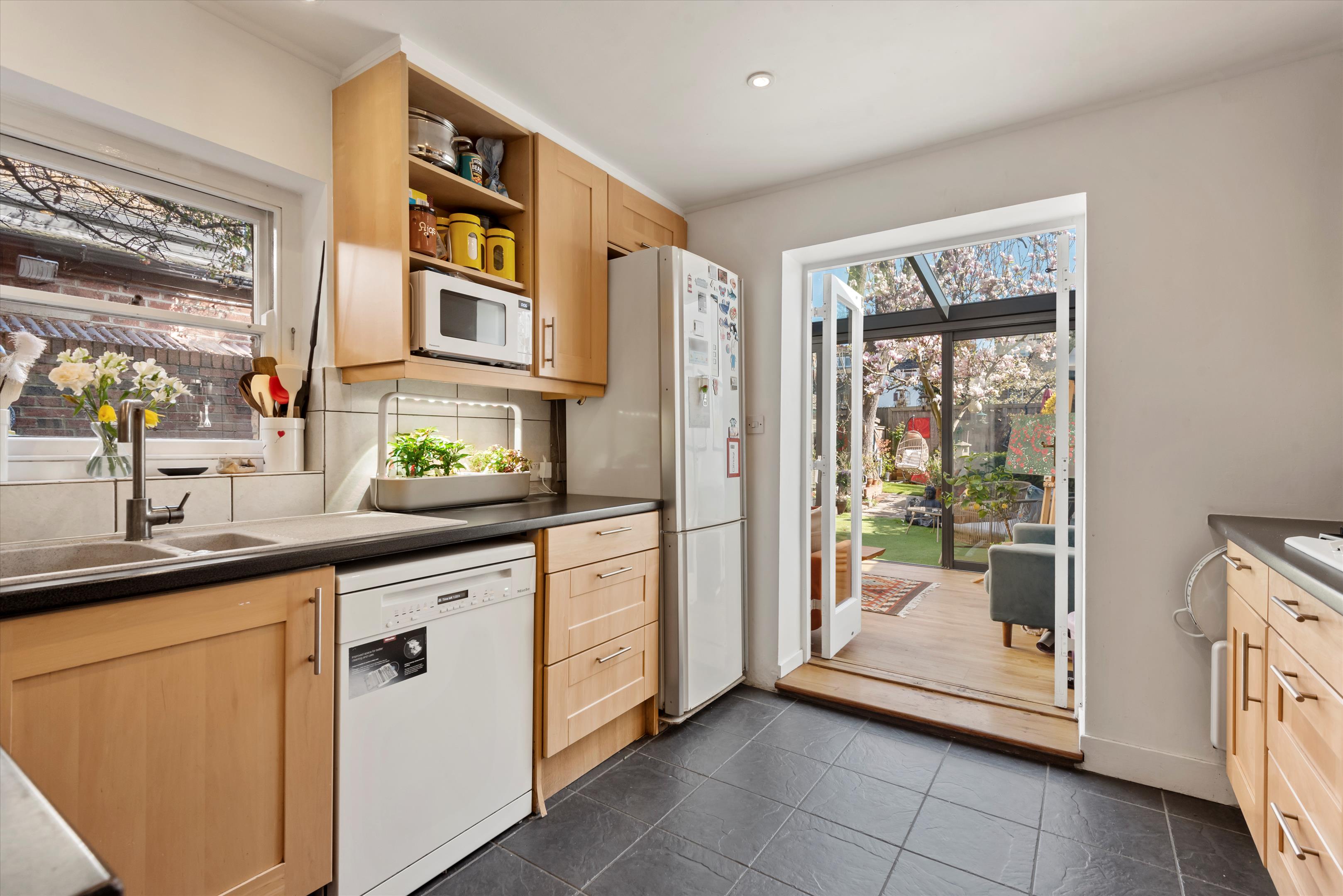 Mayfield Avenue, Chiswick, London W4
