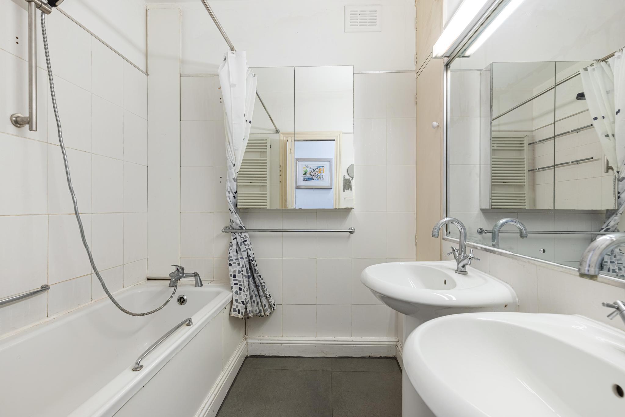Abingdon Villas, London W8