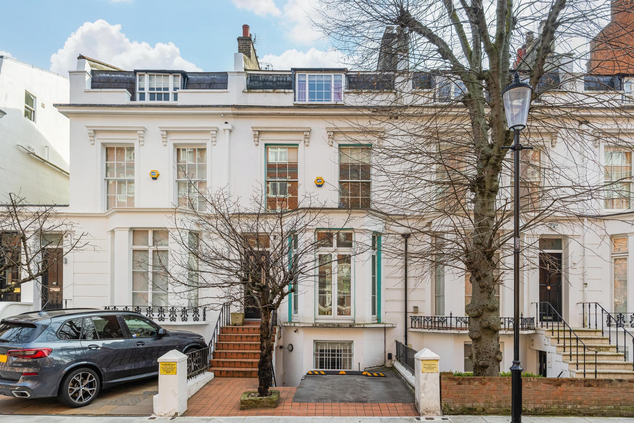Abingdon Villas, London W8