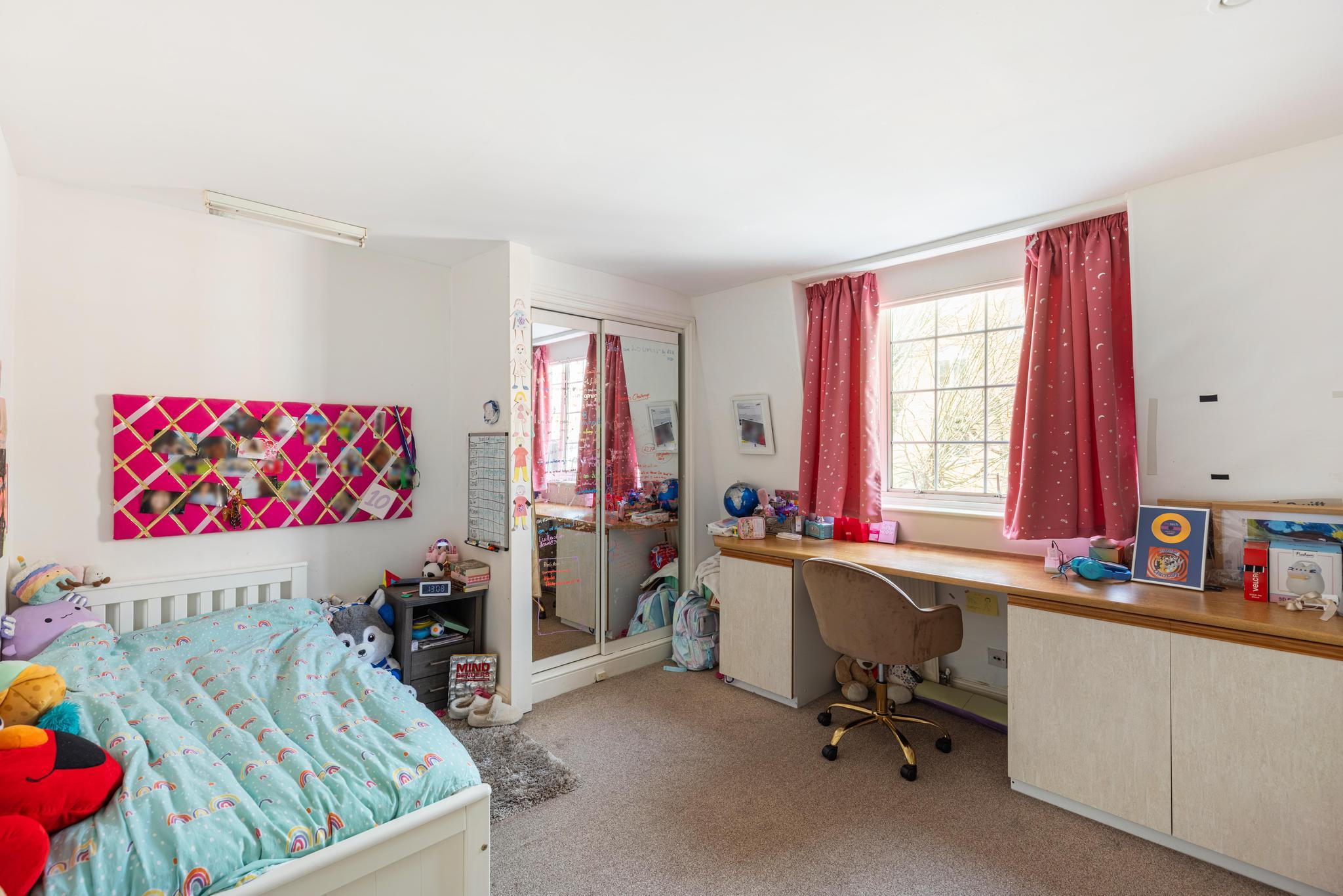 Abingdon Villas, London W8
