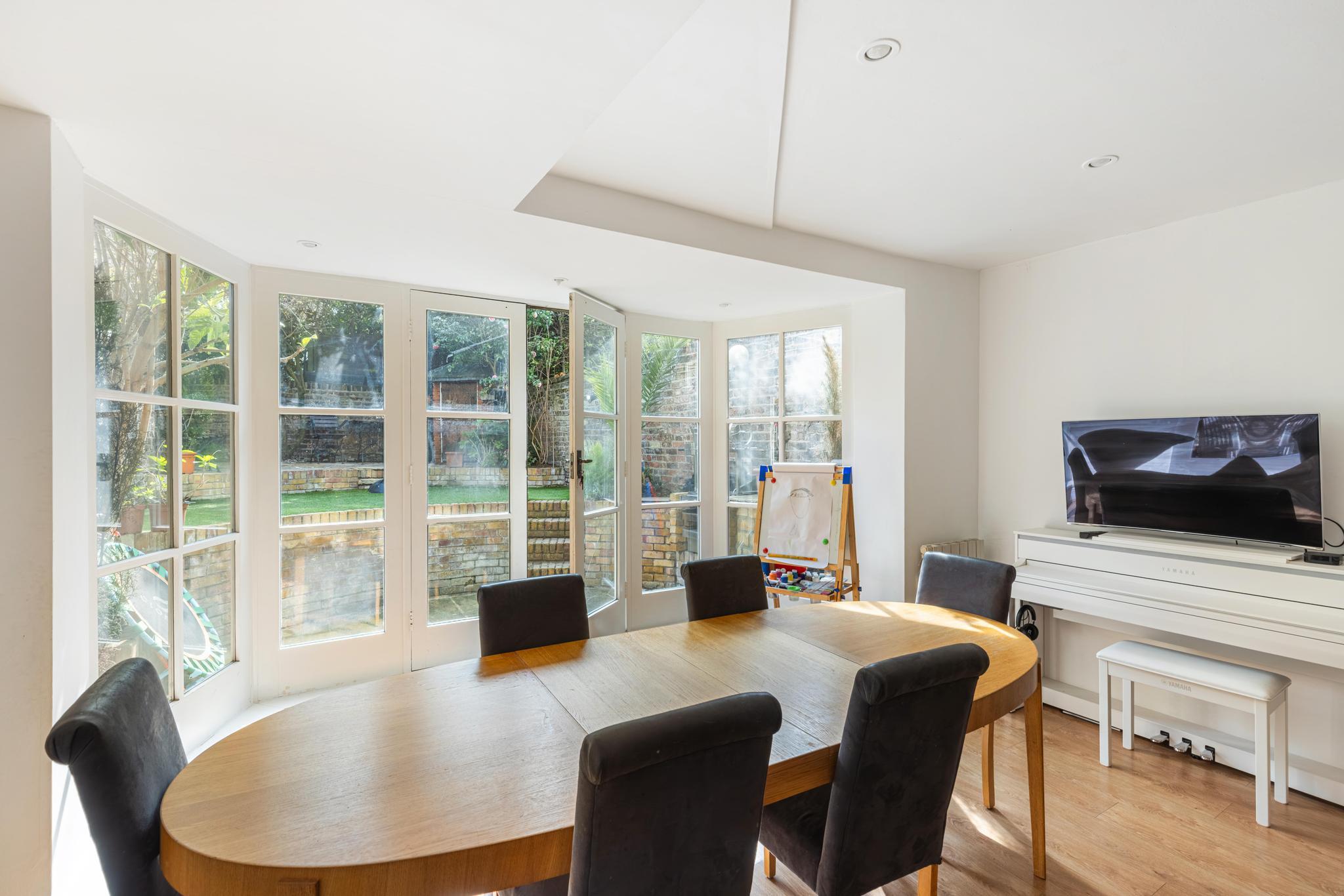Abingdon Villas, London W8
