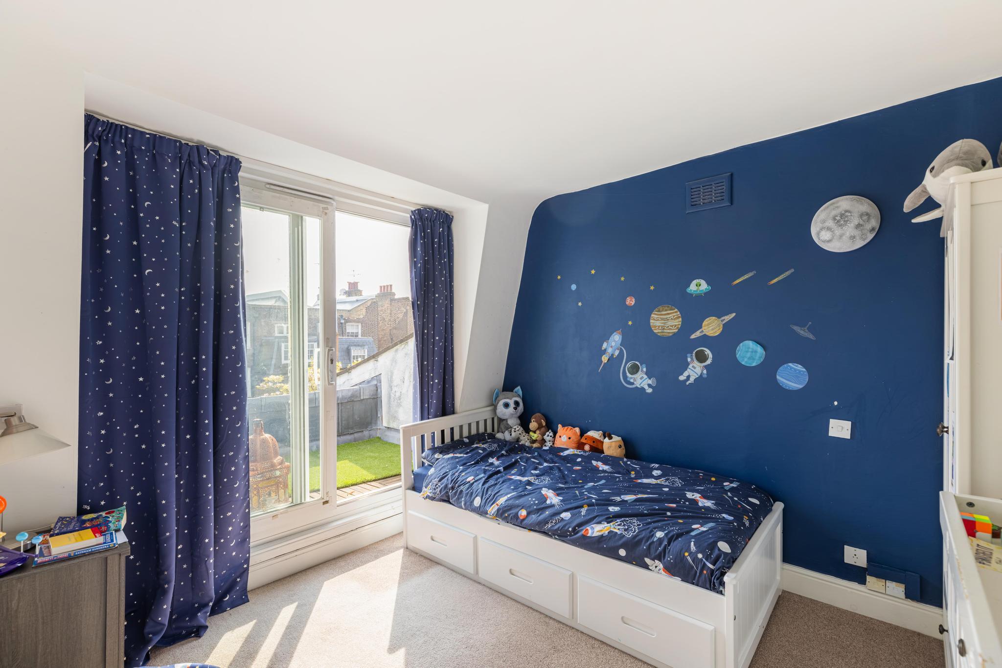 Abingdon Villas, London W8