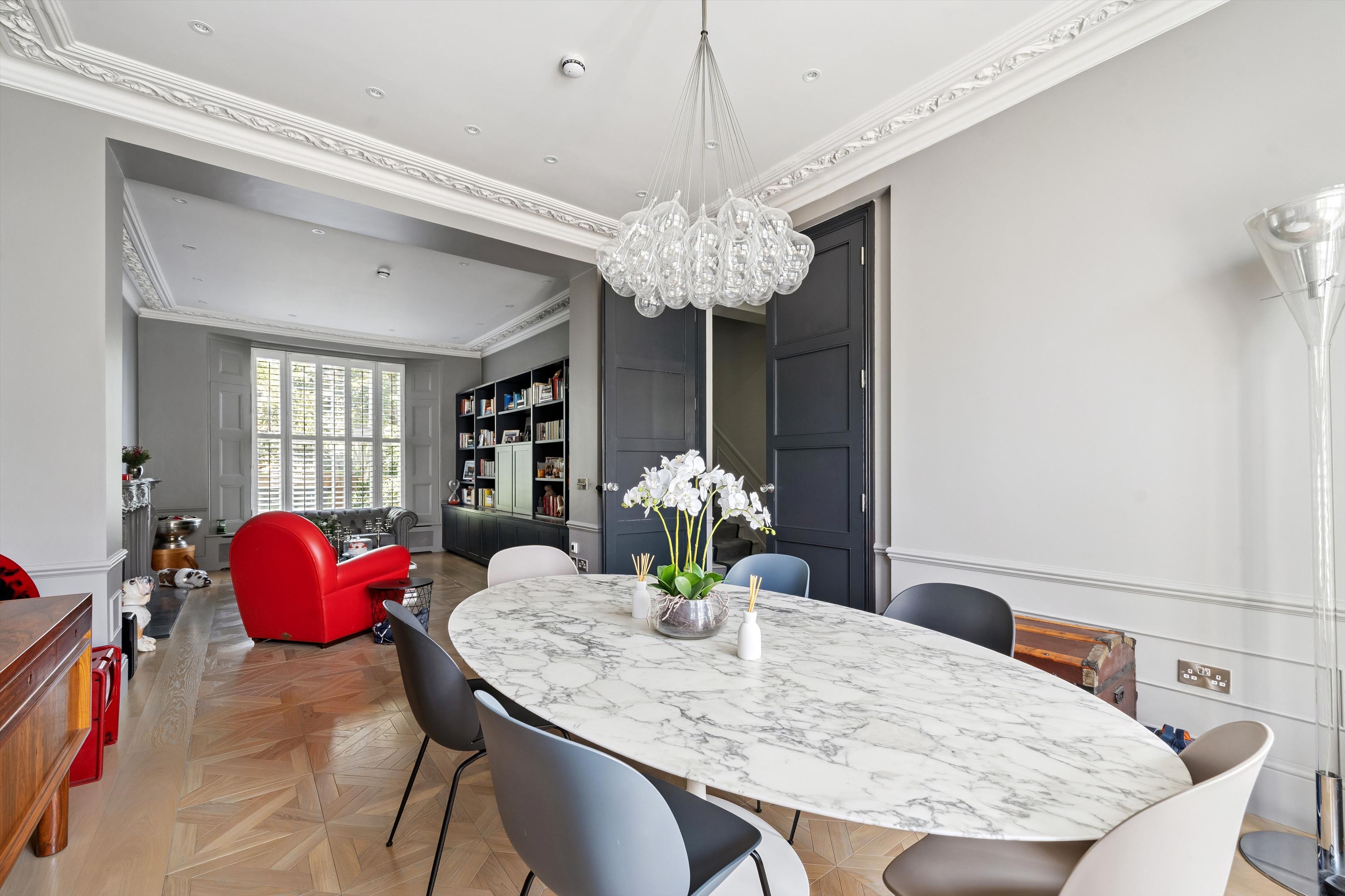 The Chase, Clapham Old Town, SW4